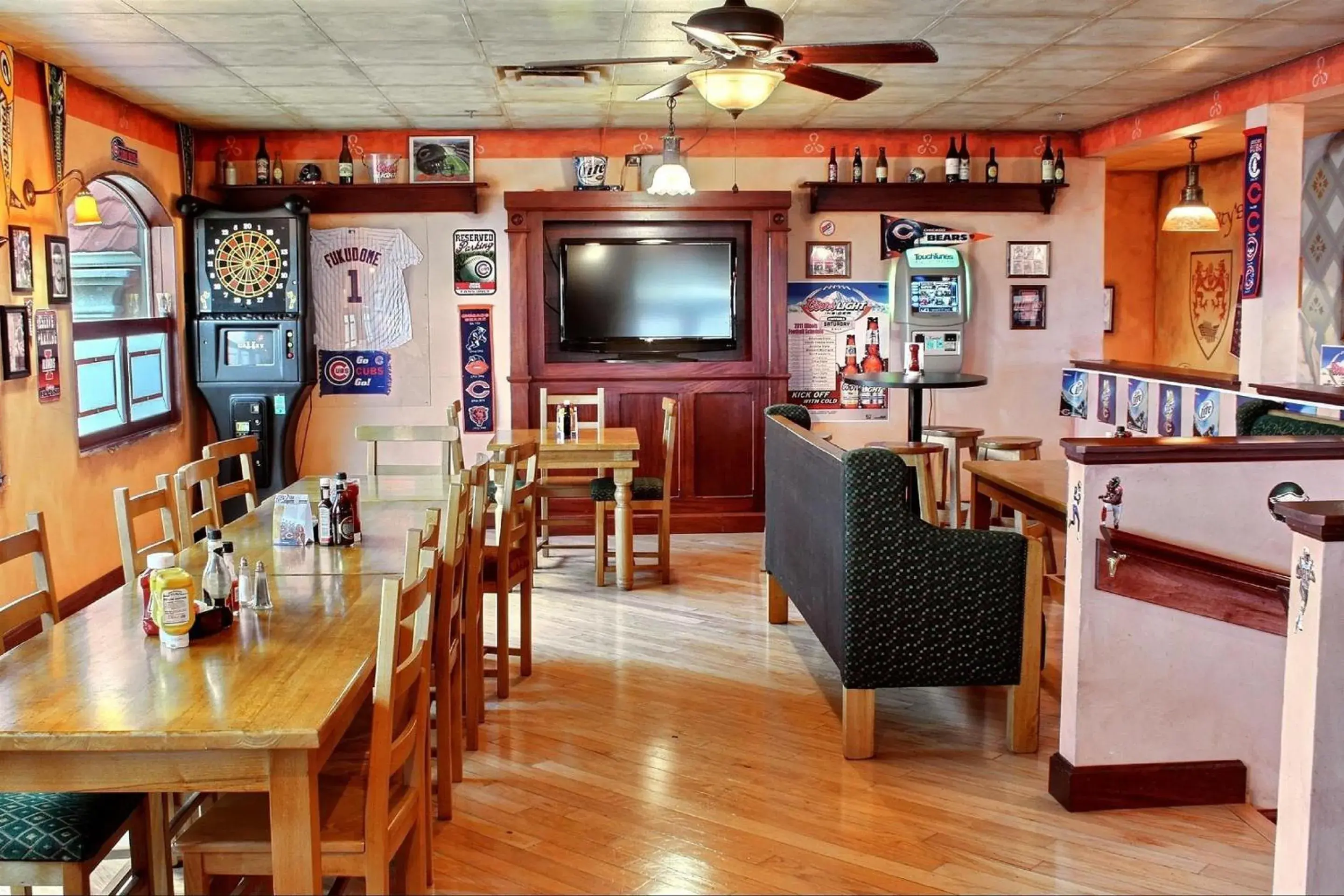 Restaurant/places to eat in Comfort Inn & Suites Morton - Peoria Restaurant/places to eat in Comfort Inn & Suites Morton - Peoria
