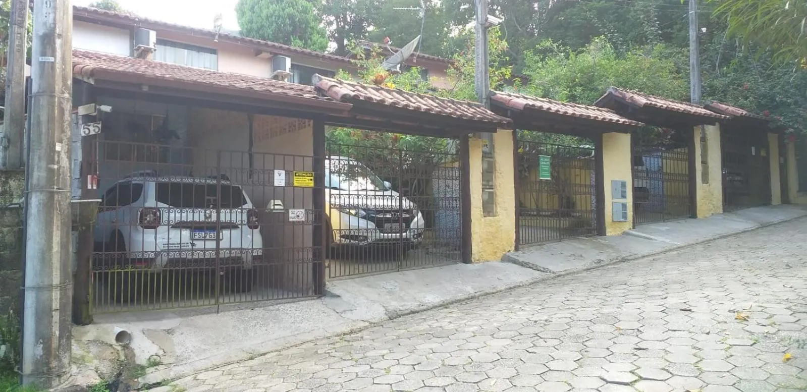 Casinhas na Praia do Julião em Ilhabela SP