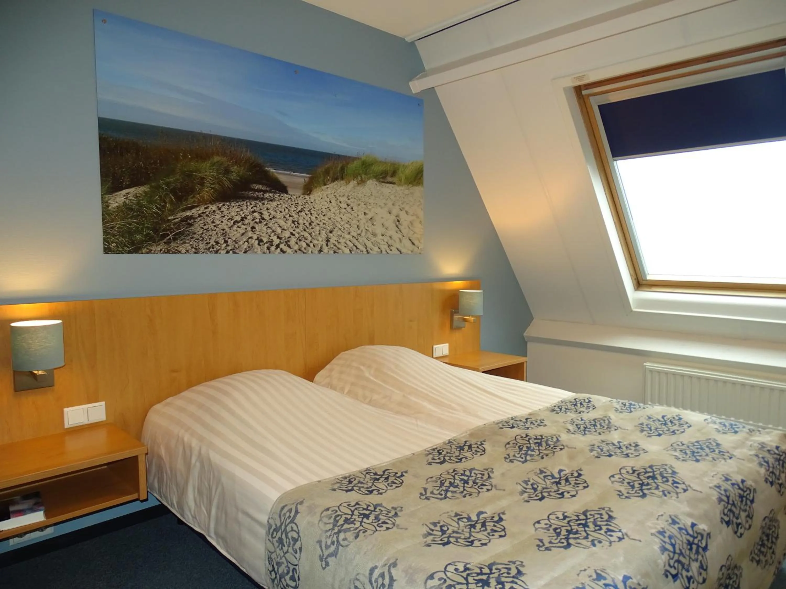 Guests, Bed in Hotel Café Restaurant "De Kroon"