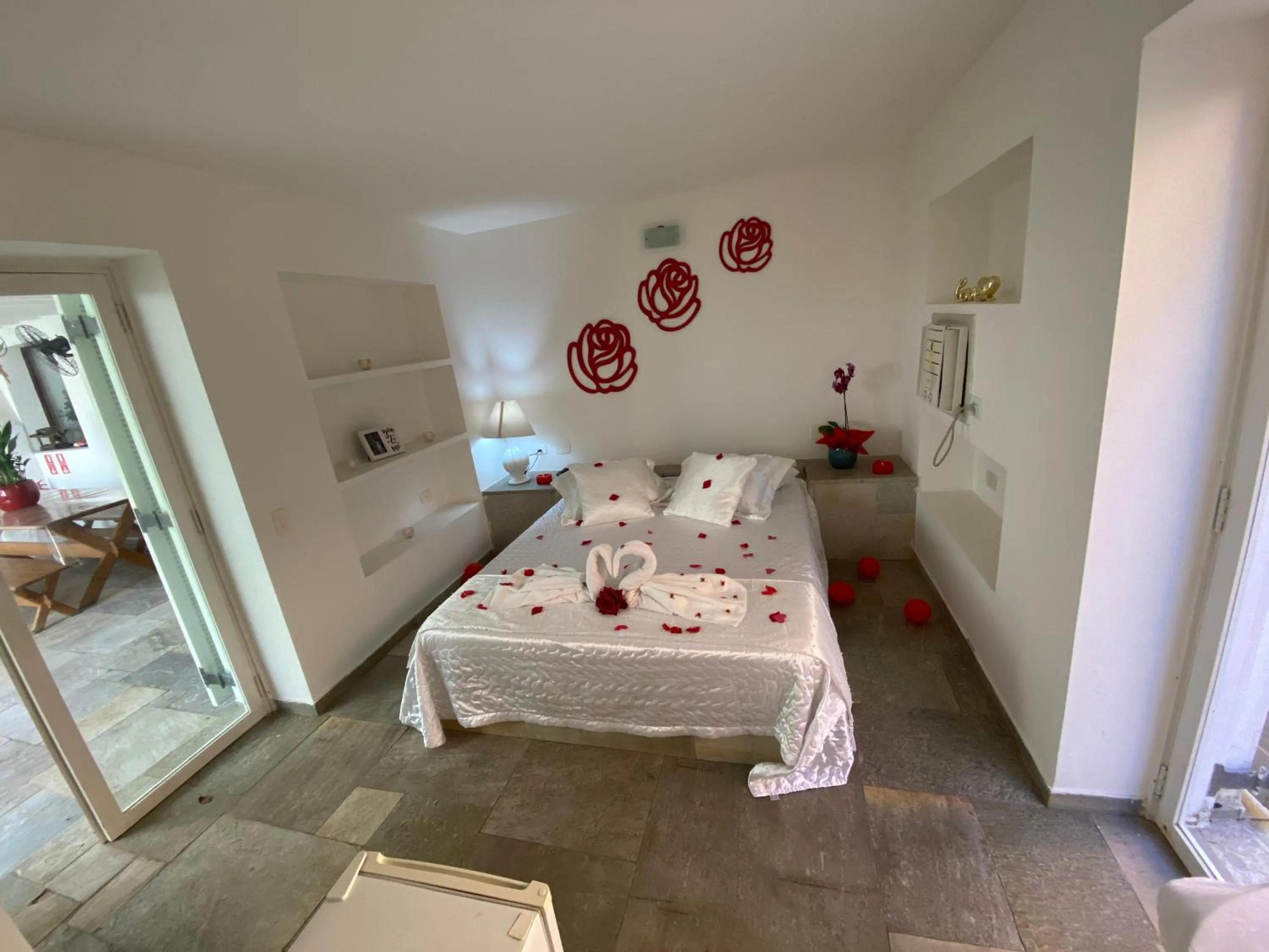 King Suite with Pool View in Pousada Pé na Areia Guarujá