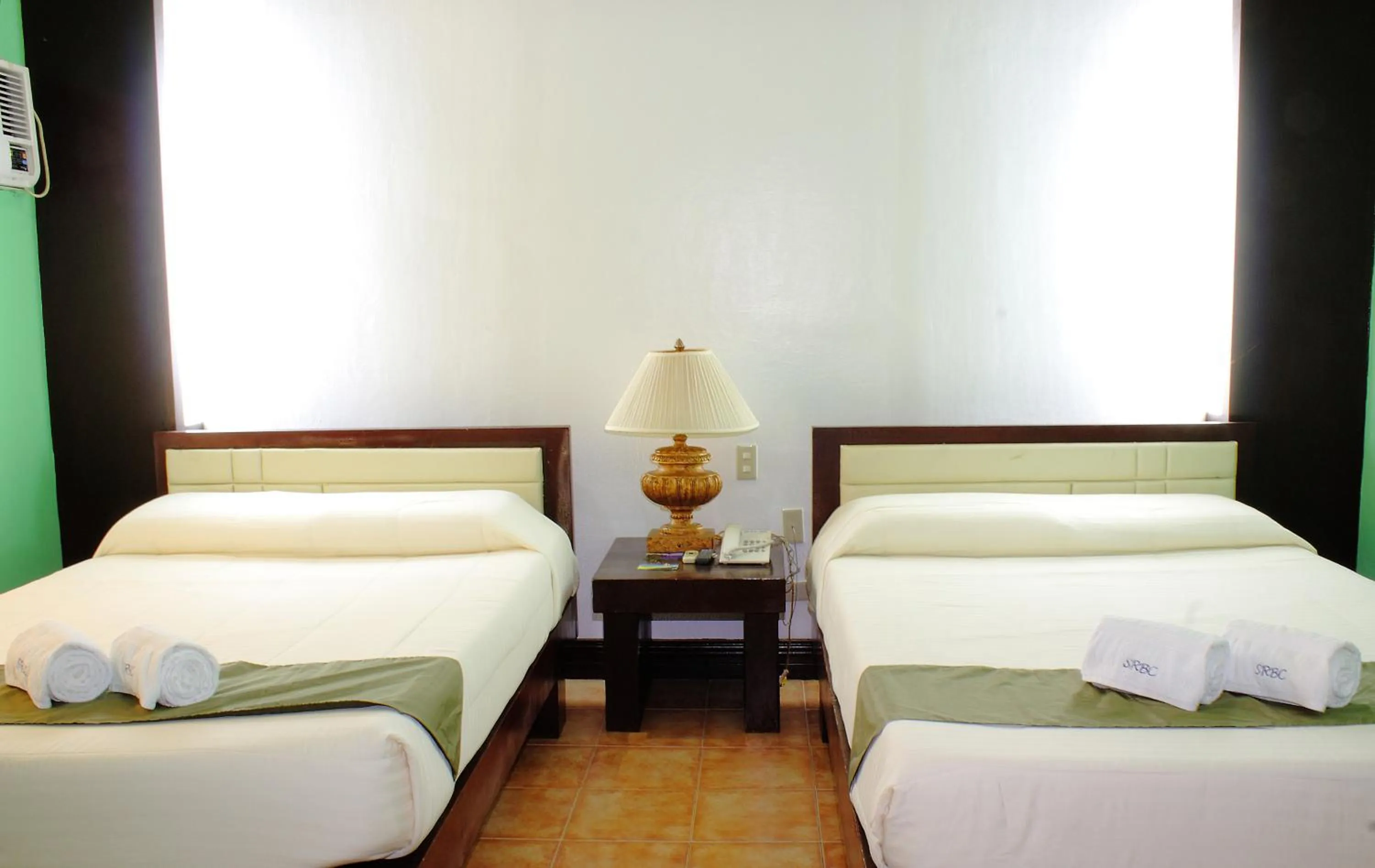 Bed in San Remigio Beach Club