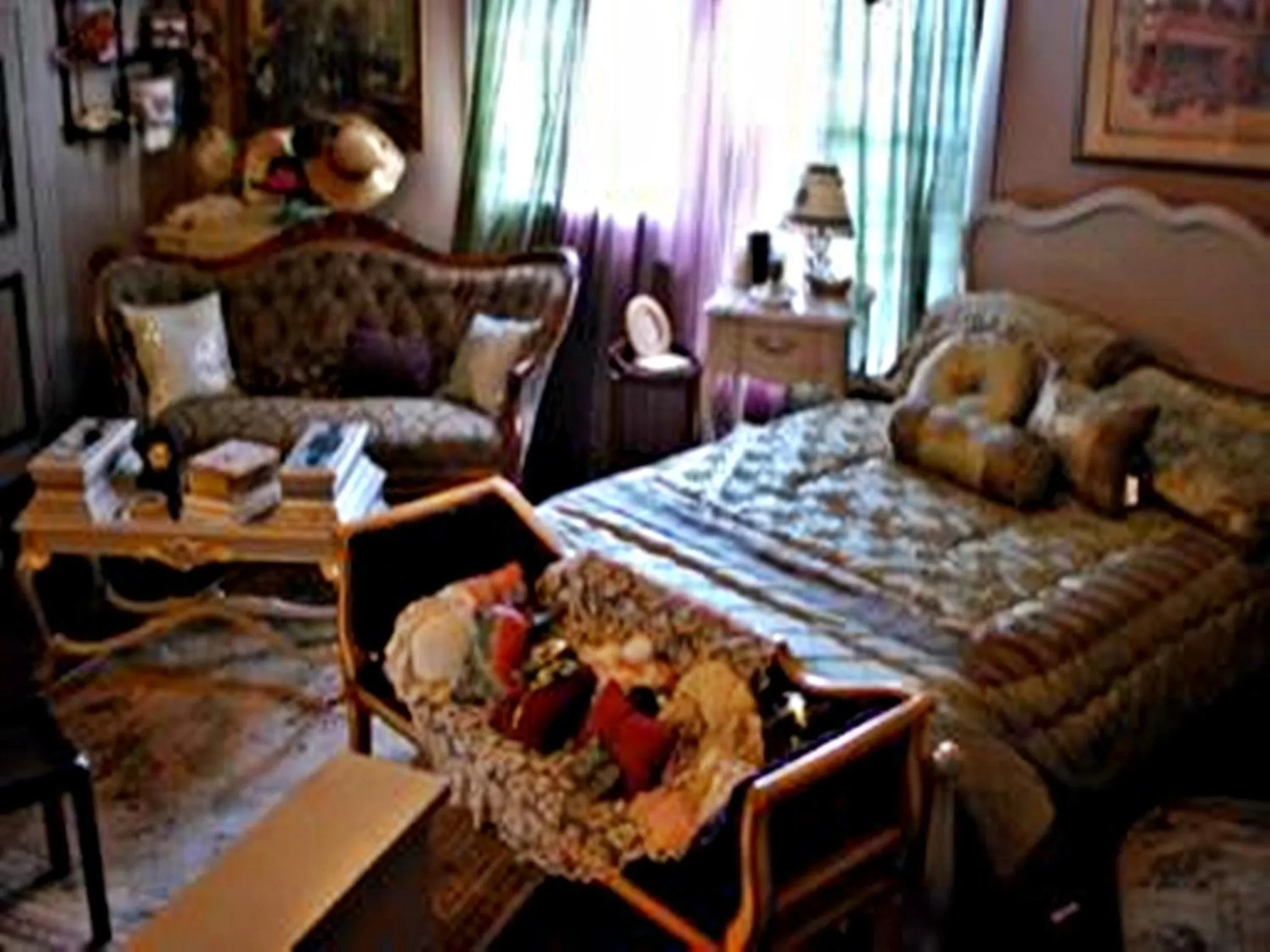 Bed in Ducote-Williams House