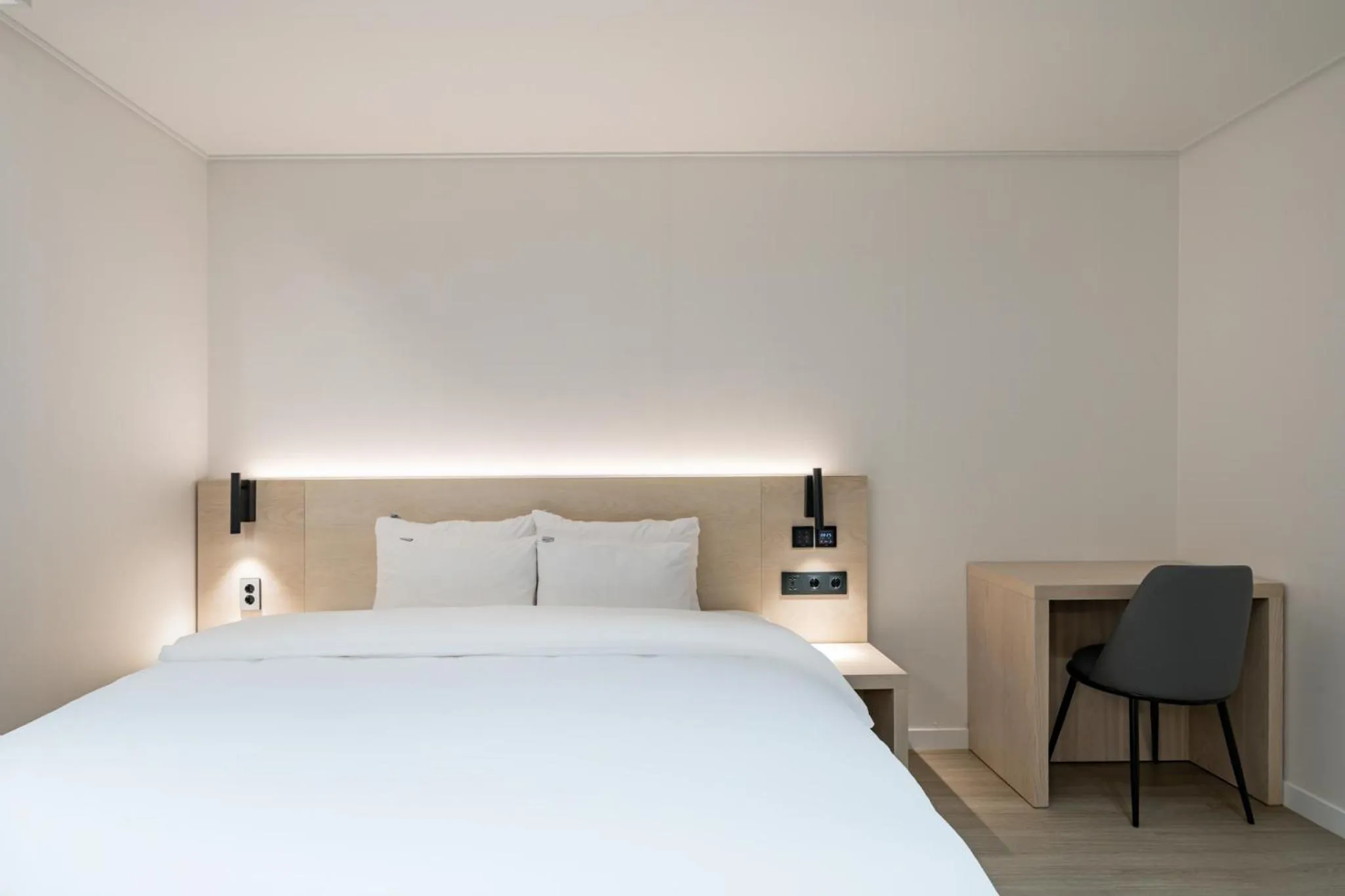 Bedroom, Bed in Hound Hotel Mokpo Peace Plaza