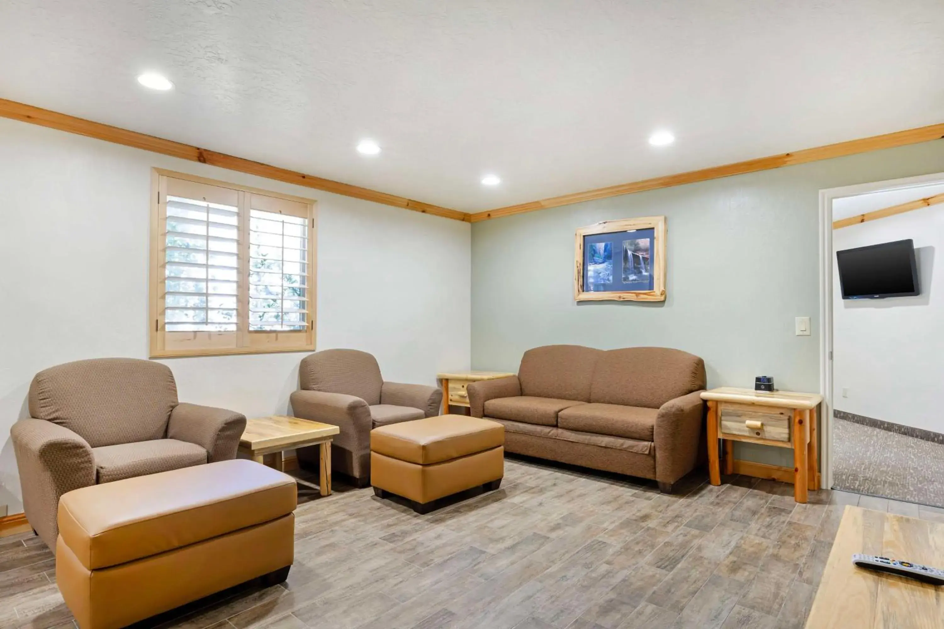 Photo of the whole room in Best Western East Zion Thunderbird Lodge Photo of the whole room in Best Western East Zion Thunderbird Lodge