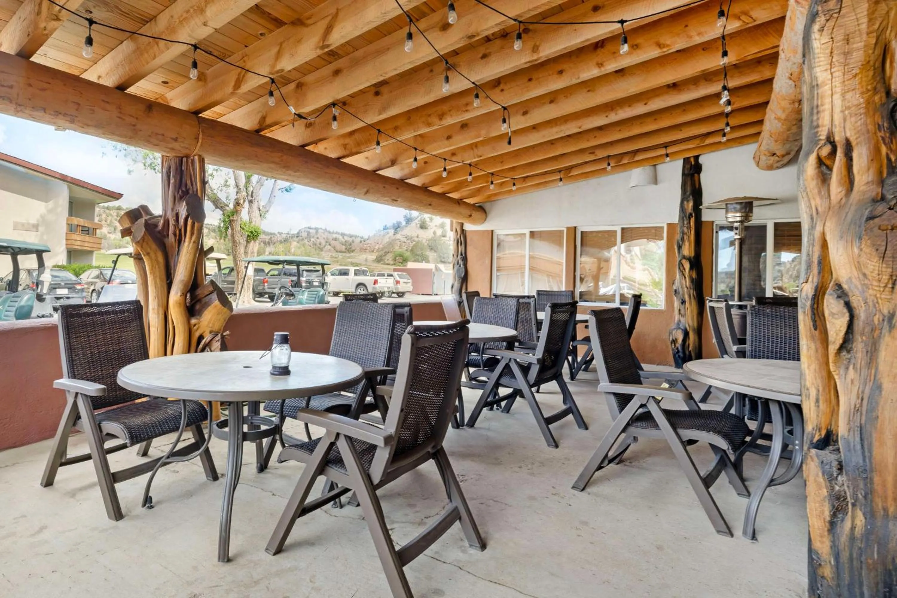 Property building in Best Western East Zion Thunderbird Lodge