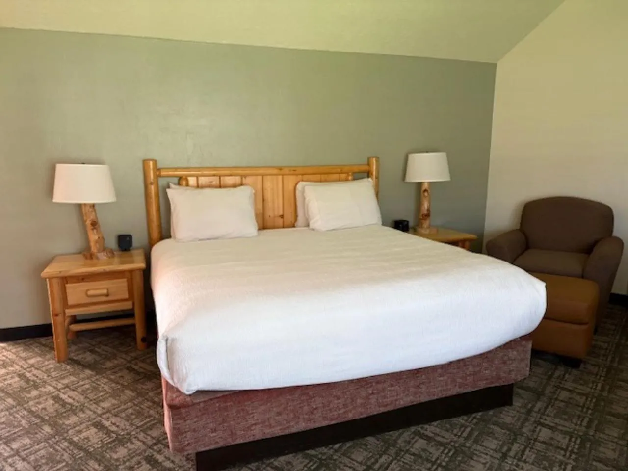 Bed in Best Western East Zion Thunderbird Lodge