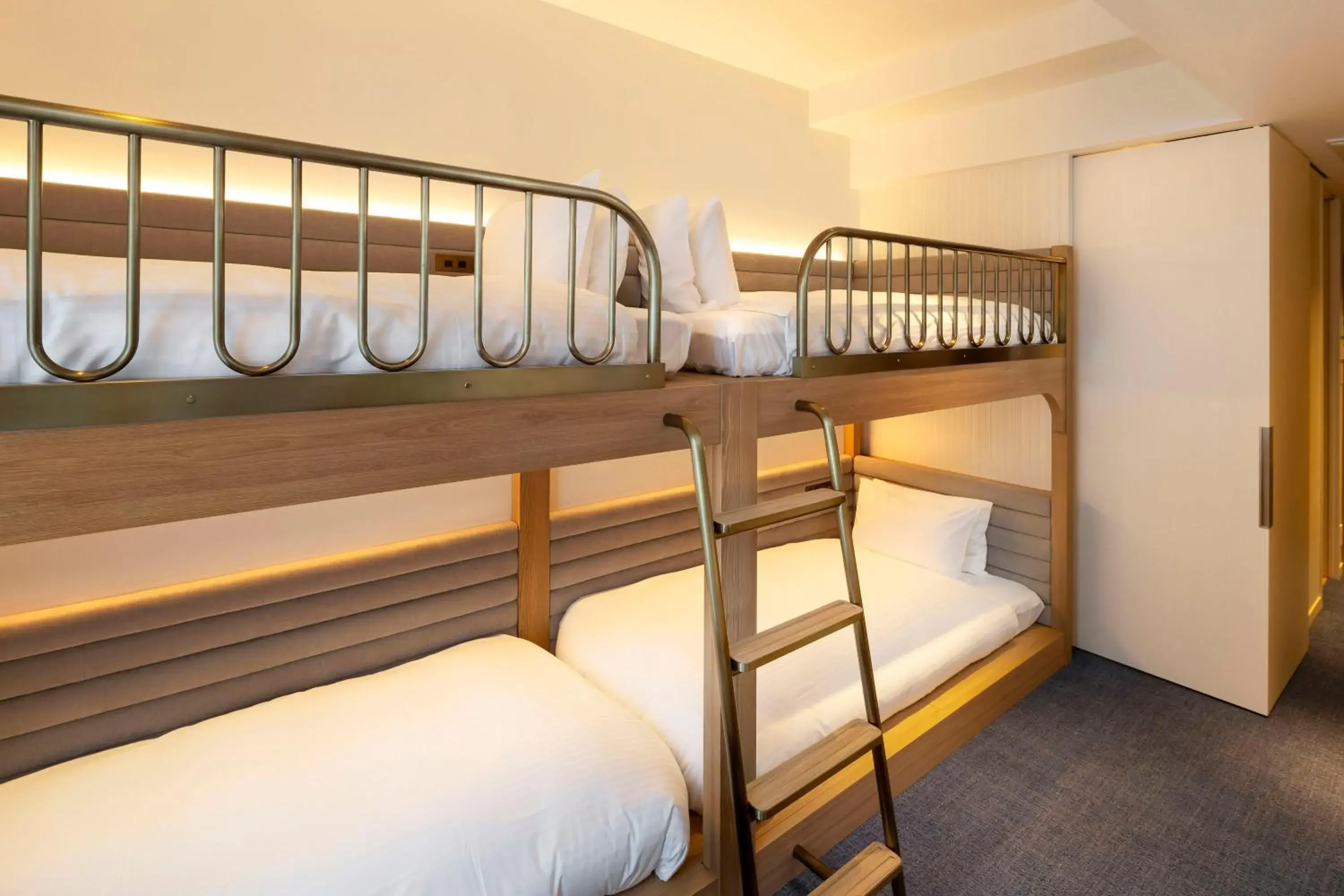 Bed in Hotel Comento Yokohama Kannai Bed in Hotel Comento Yokohama Kannai