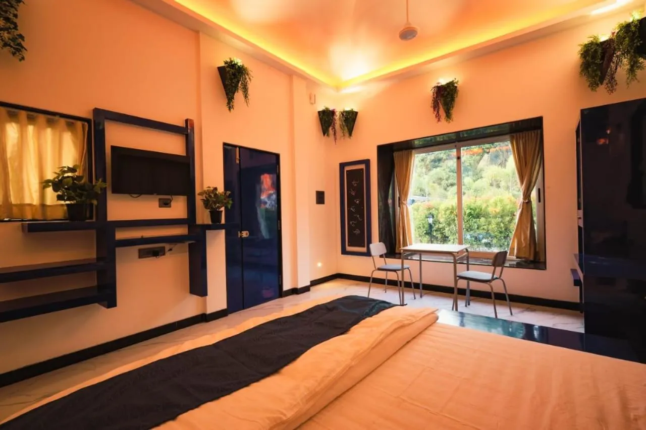 Bed in Cherryleen Resort Nagaon Alibaug