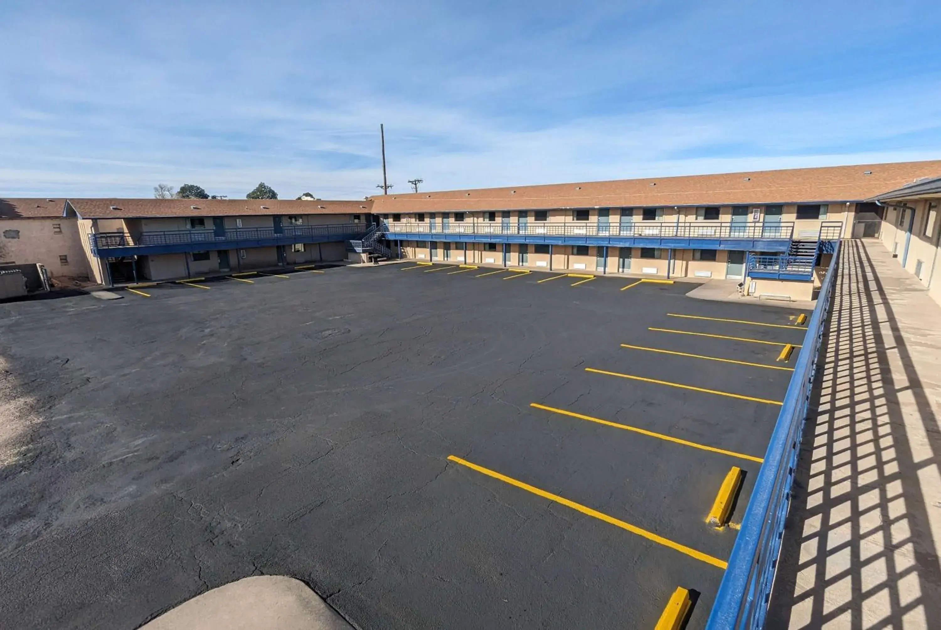 Property building in Travelodge by Wyndham Clovis Property building in Travelodge by Wyndham Clovis