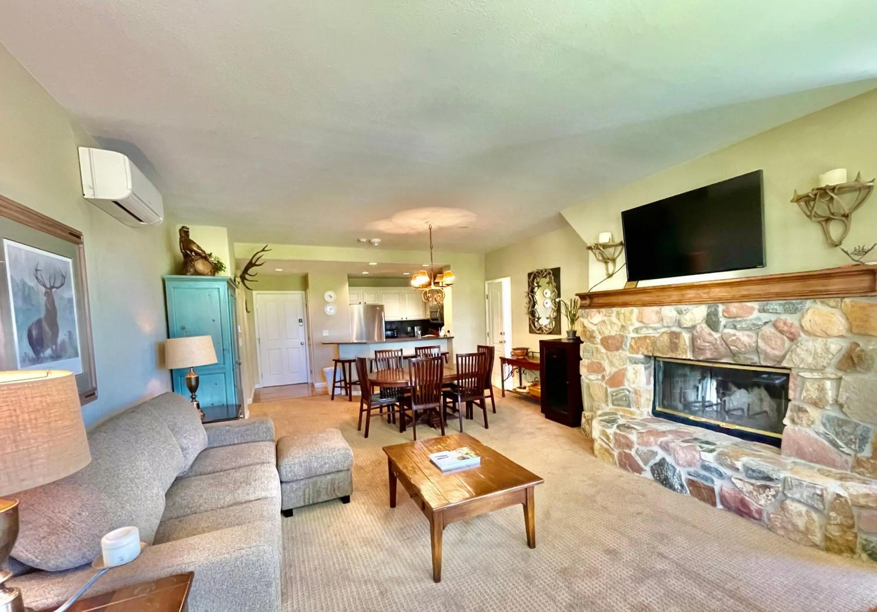 Living room in Arrowhead Village at Beaver Creek