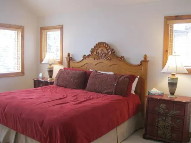 Bed in Arrowhead Village at Beaver Creek Bed in Arrowhead Village at Beaver Creek