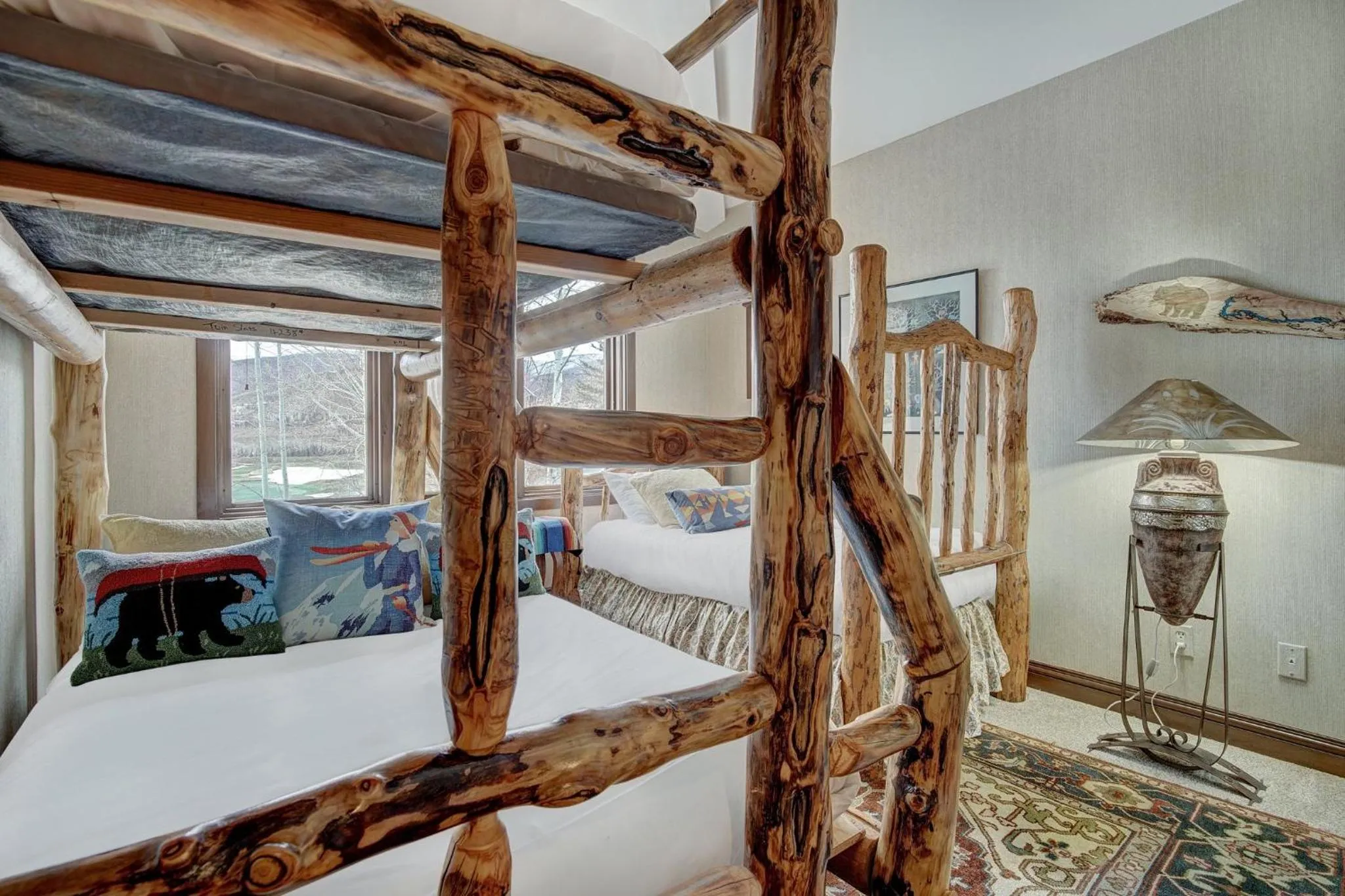 Bedroom, Bed in Arrowhead Village at Beaver Creek