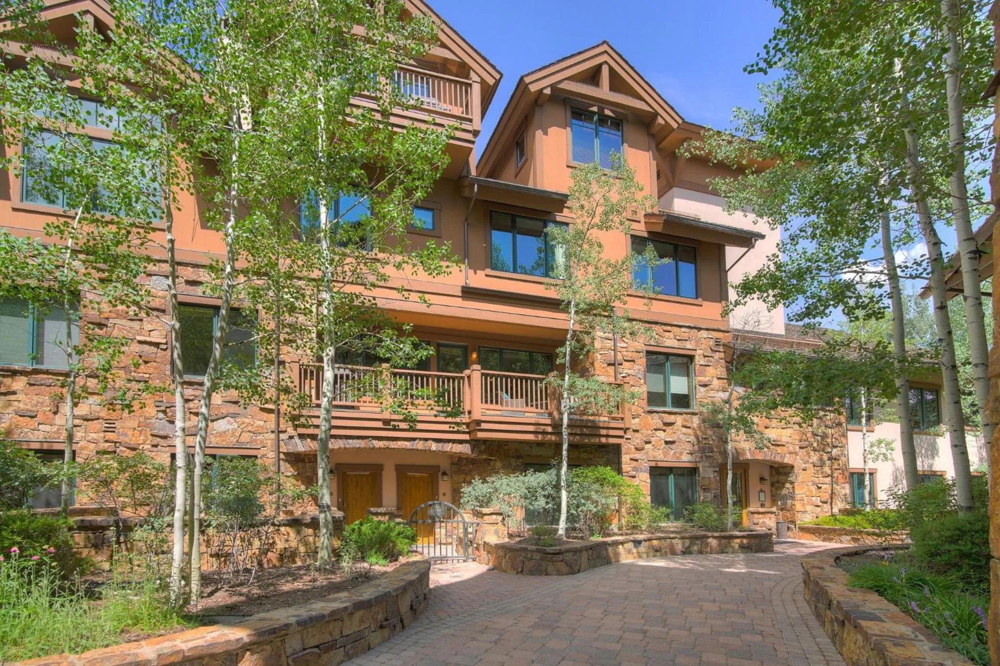 Property building in Arrowhead Village at Beaver Creek