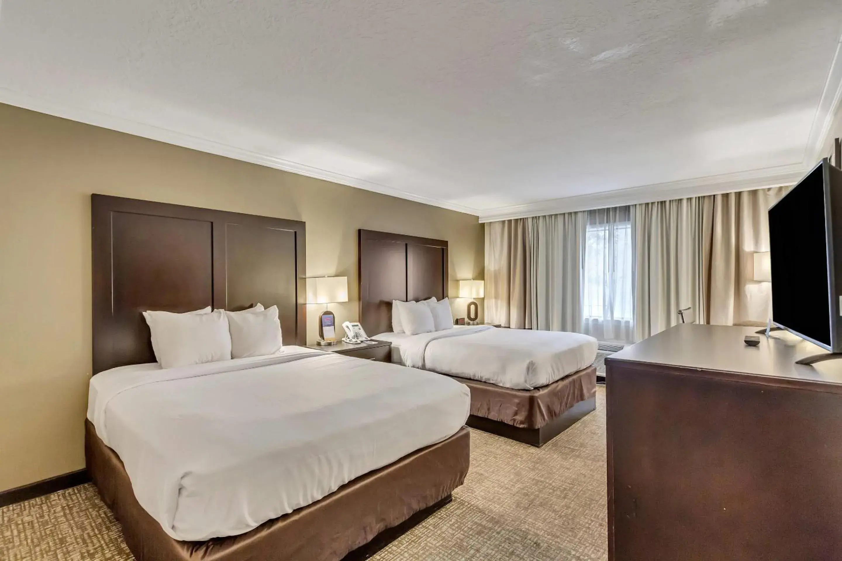 Queen Room with Two Queen Beds - Non-Smoking in Comfort Inn Murray – Salt Lake City South Queen Room with Two Queen Beds - Non-Smoking in Comfort Inn Murray – Salt Lake City South