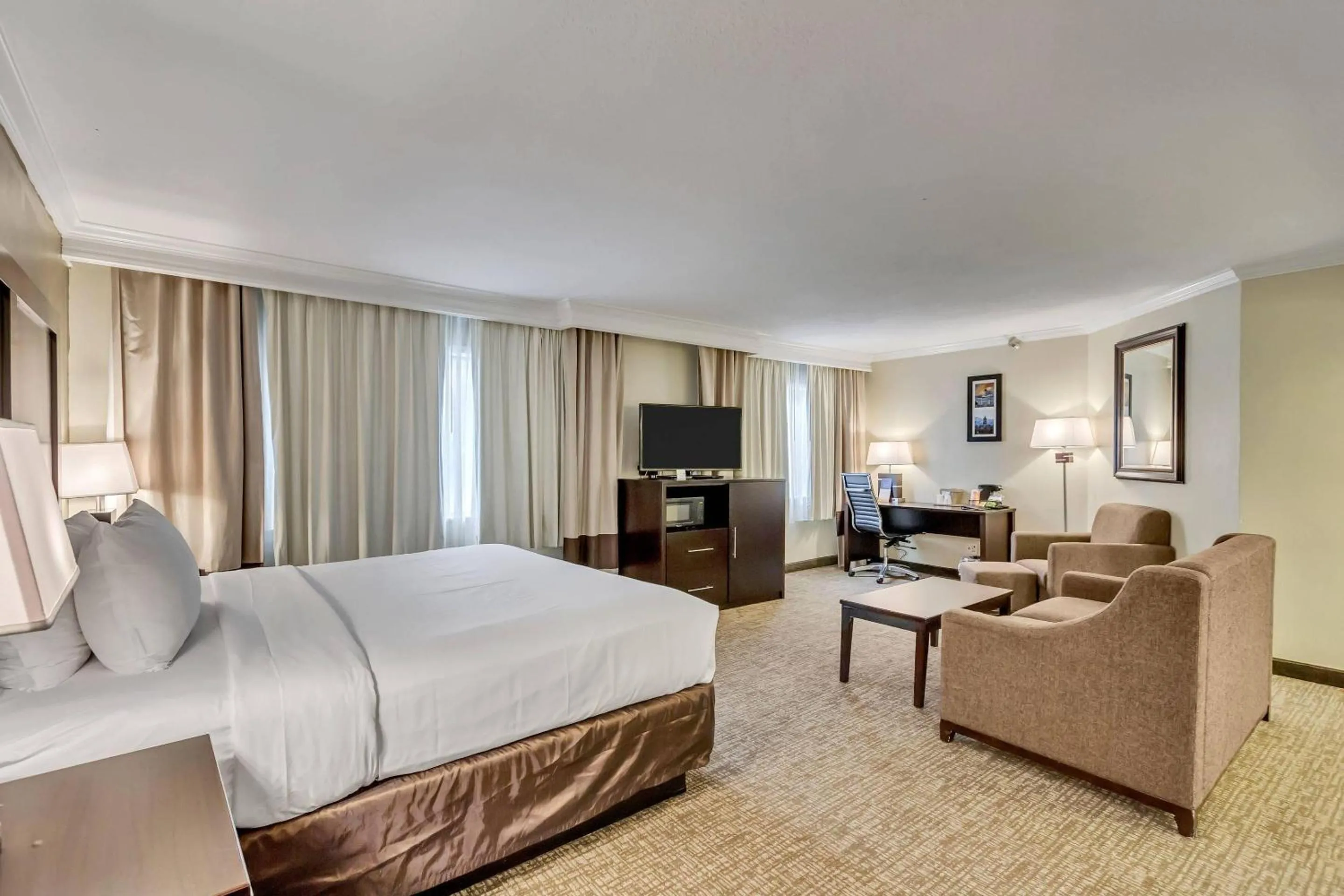 Bedroom, Bed in Comfort Inn Murray – Salt Lake City South