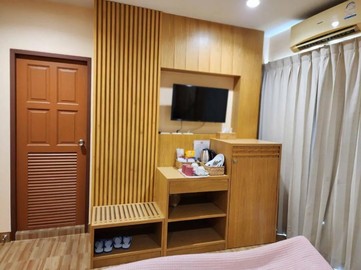 Alaita Hostel Patong