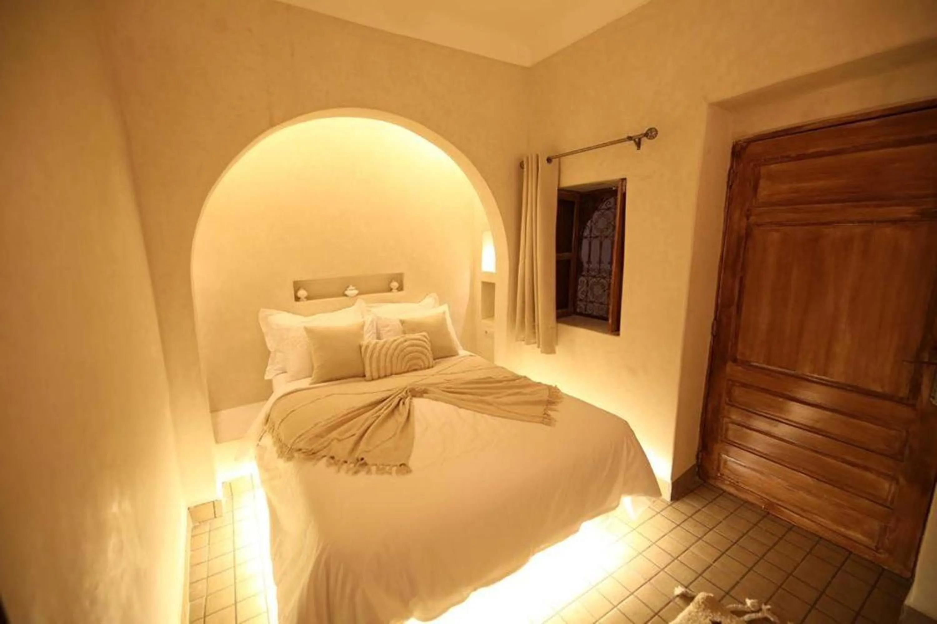 Bed in Riad Oum h&N B&B