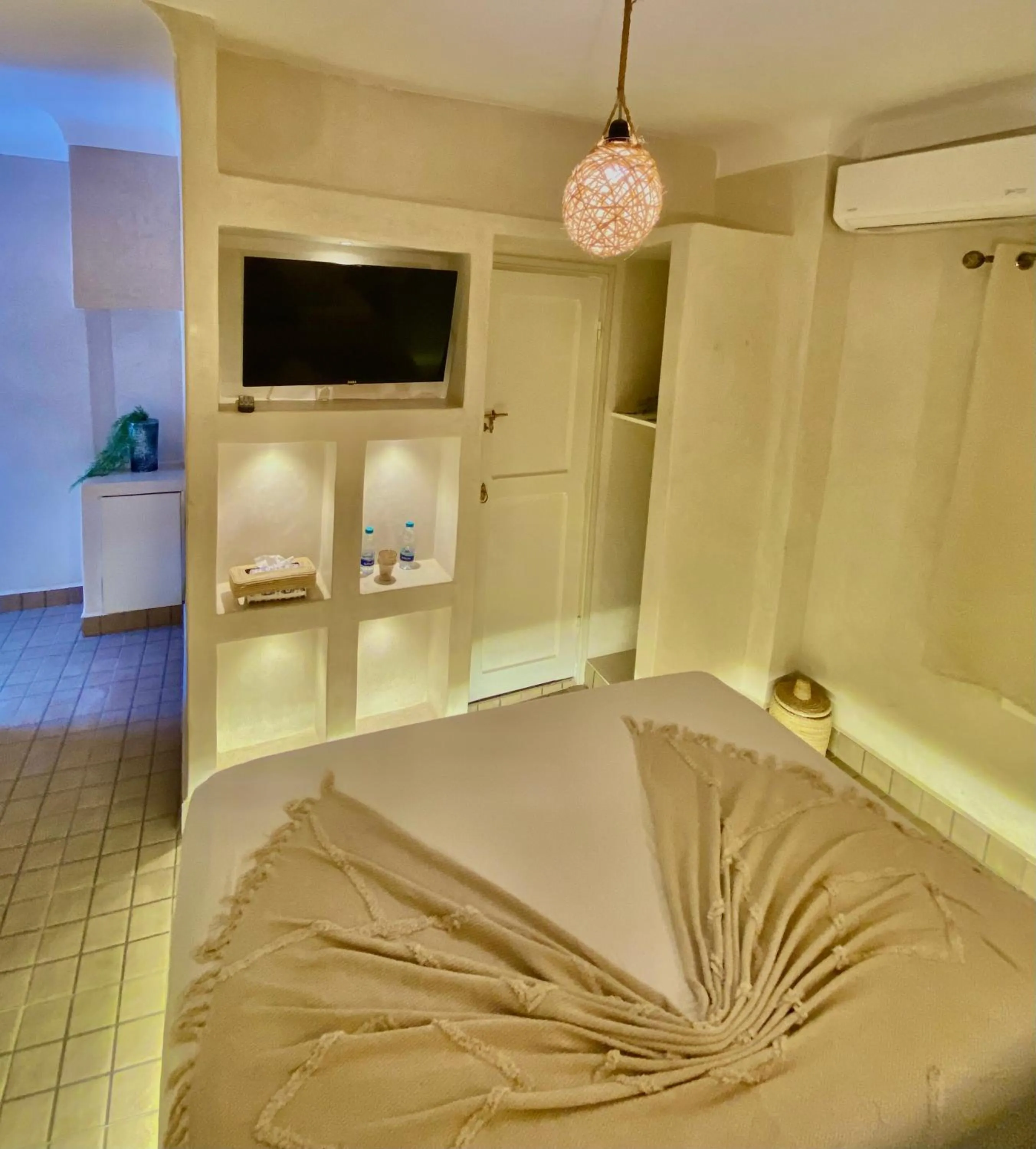 Bed in Riad Oum h&N B&B