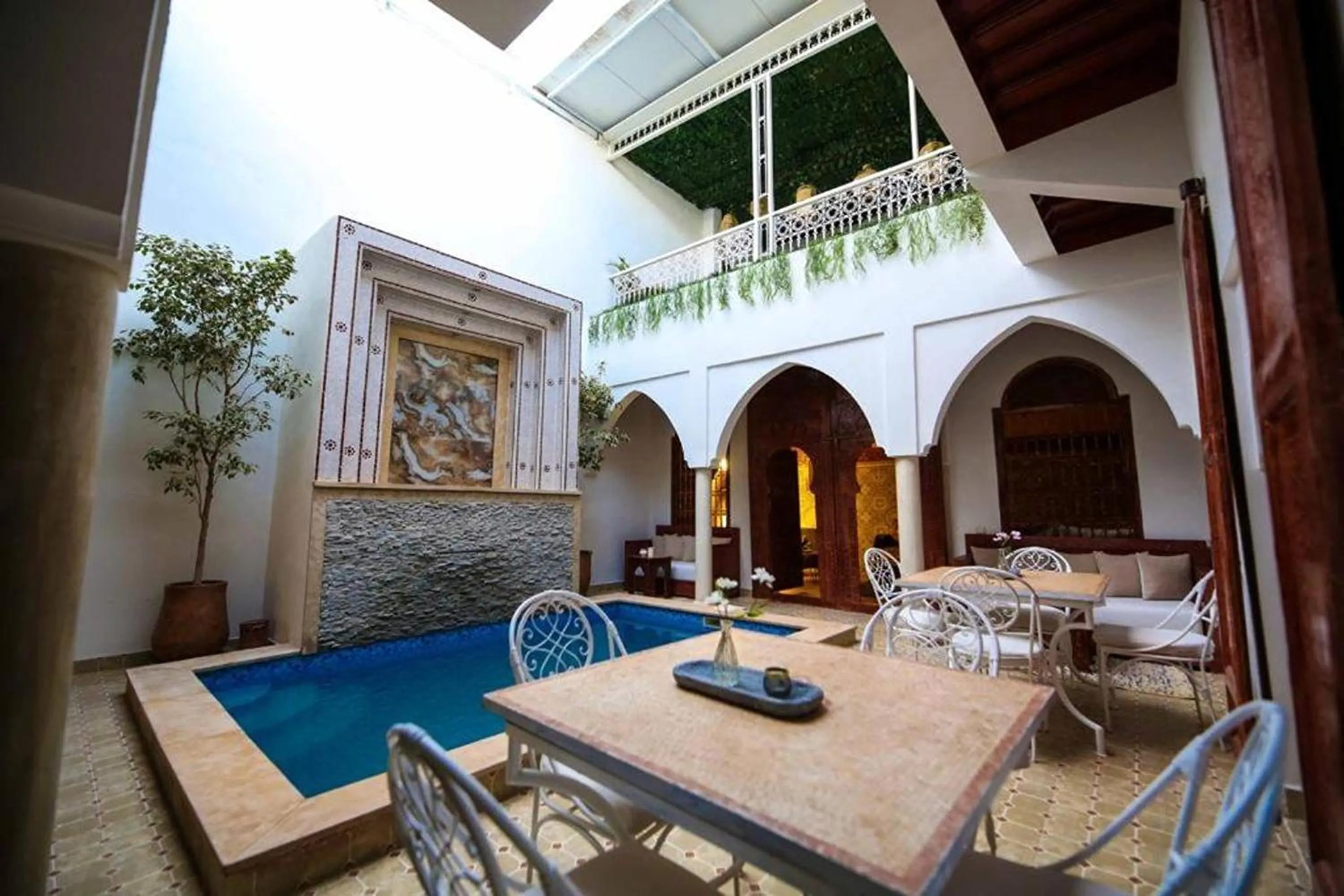 Pool view in Riad Oum h&N B&B