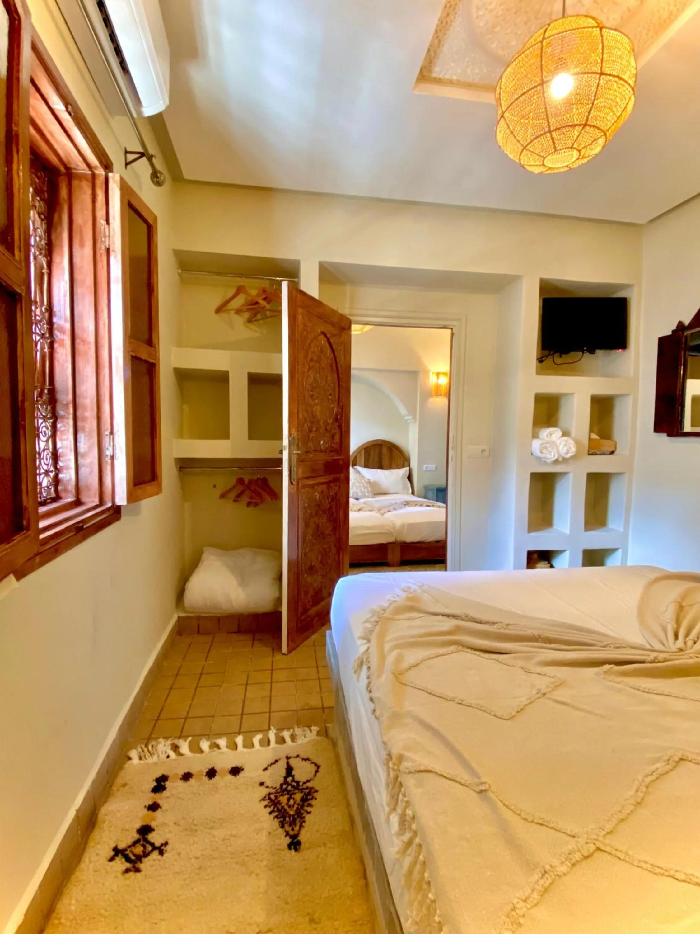Bed in Riad Oum h&N B&B