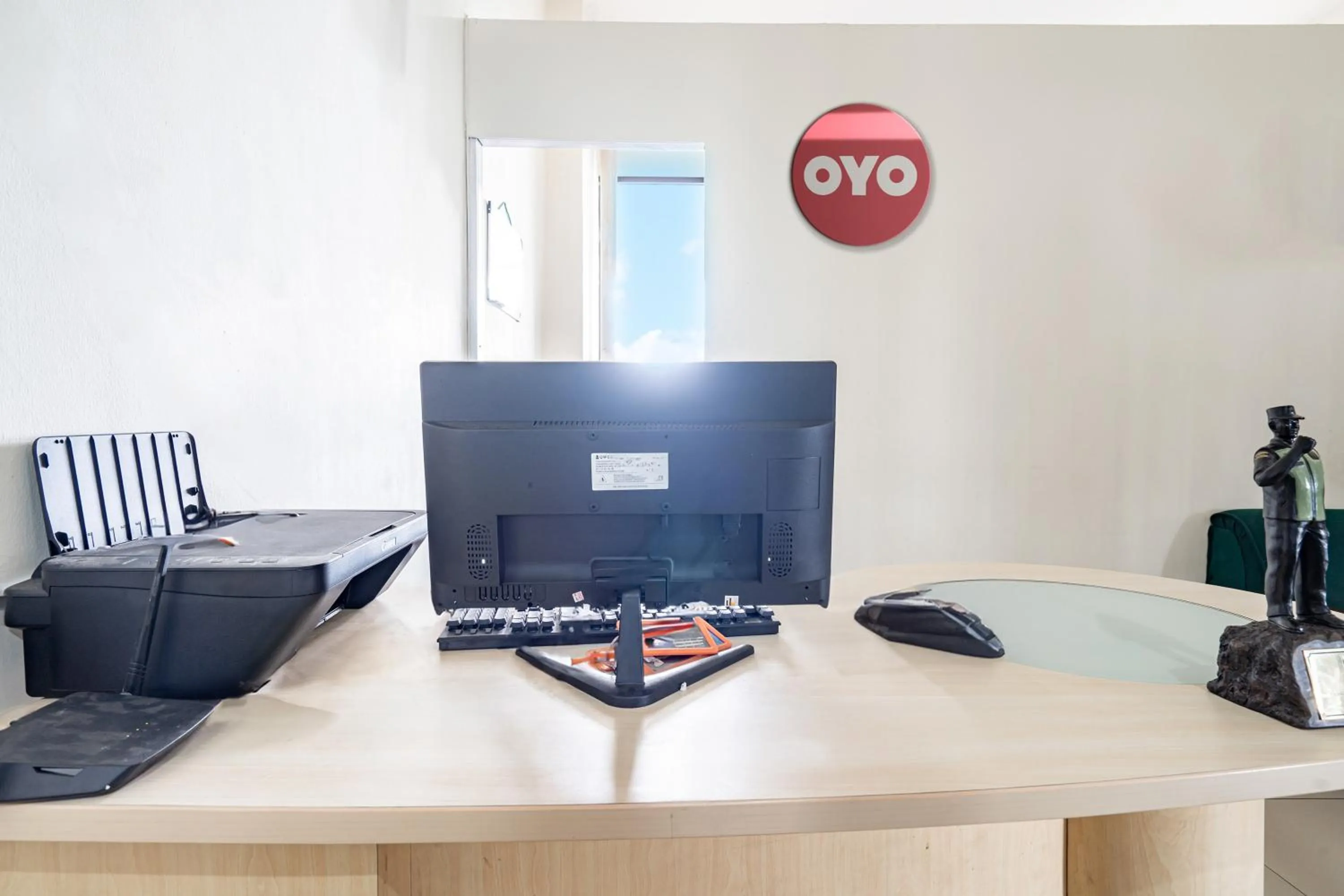 Lobby or reception in Hotel O Tamansari Panoramic Apartment By Anwar