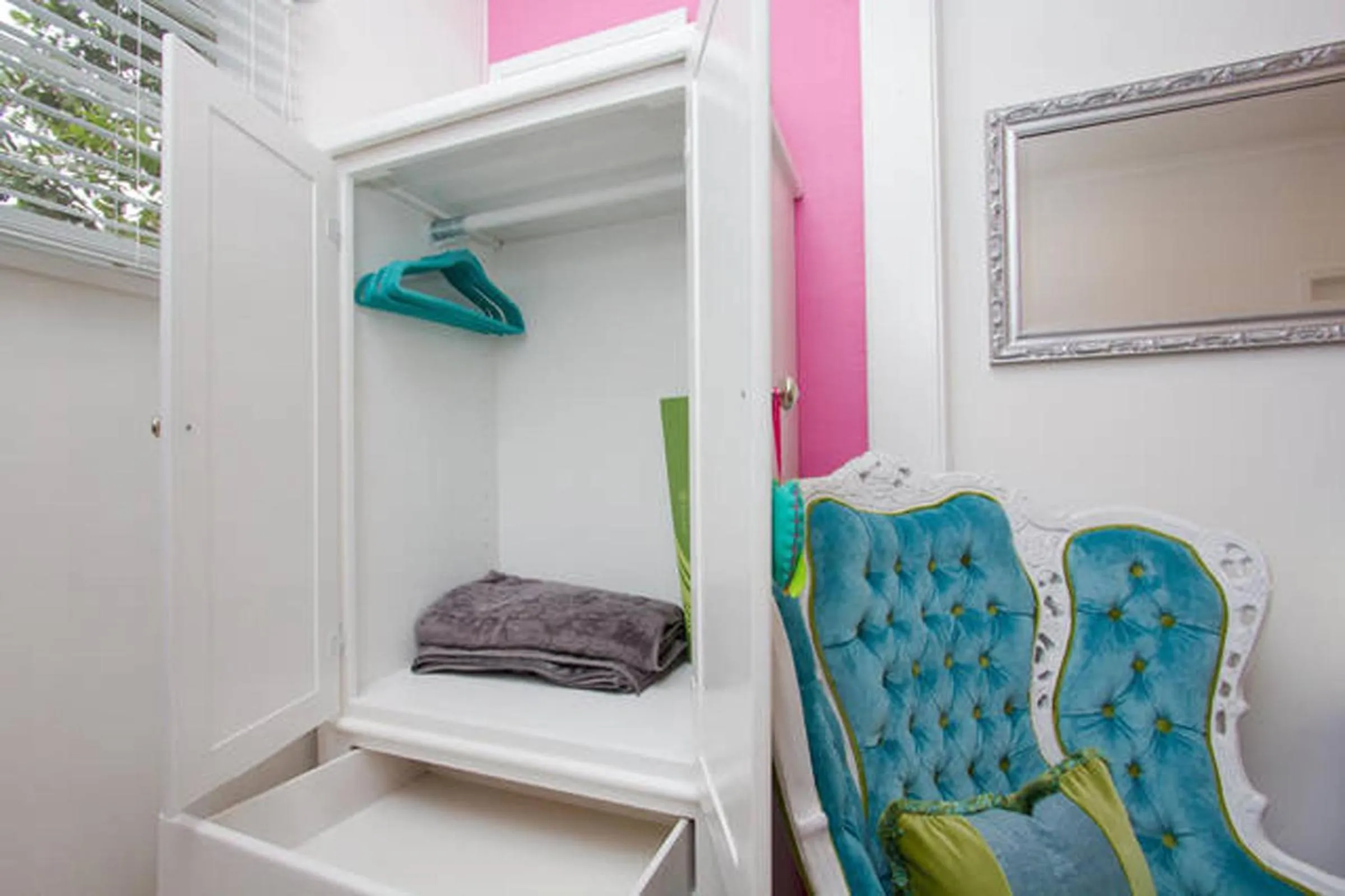 Bedroom in Beverly Hills Celebrity Home