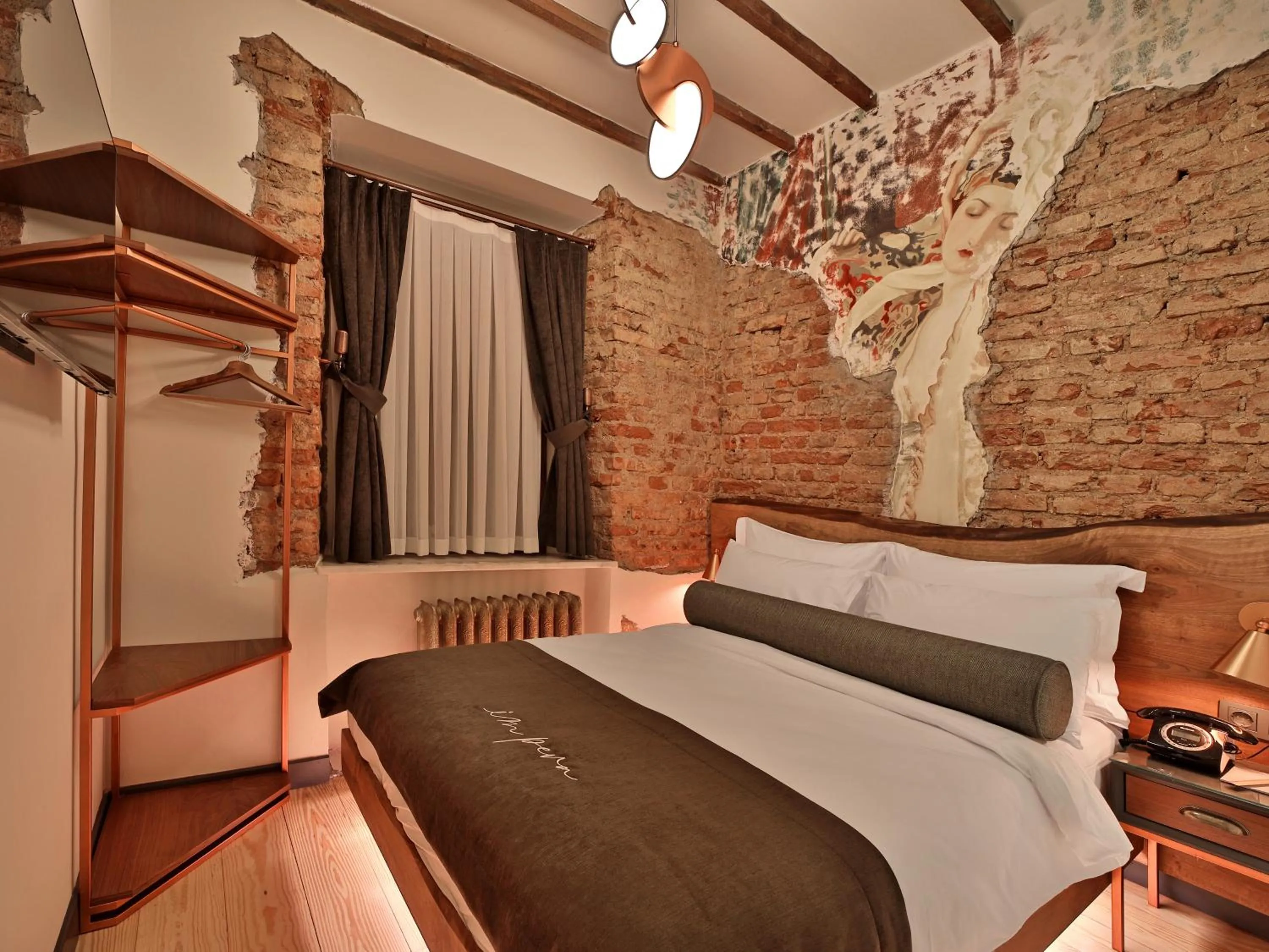 Bed in Impera Hotel - Special Category