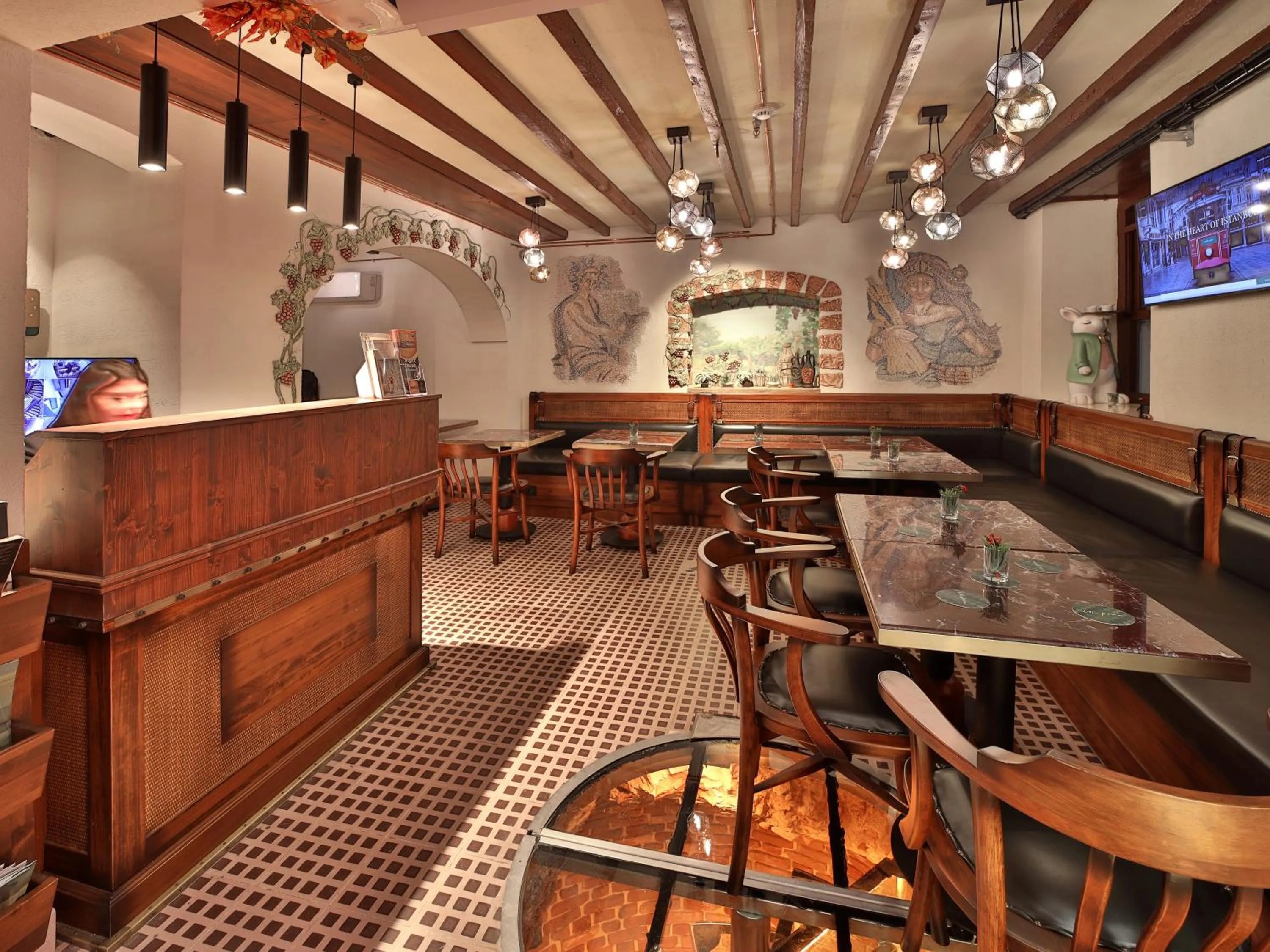 Restaurant/places to eat in Impera Hotel - Special Category