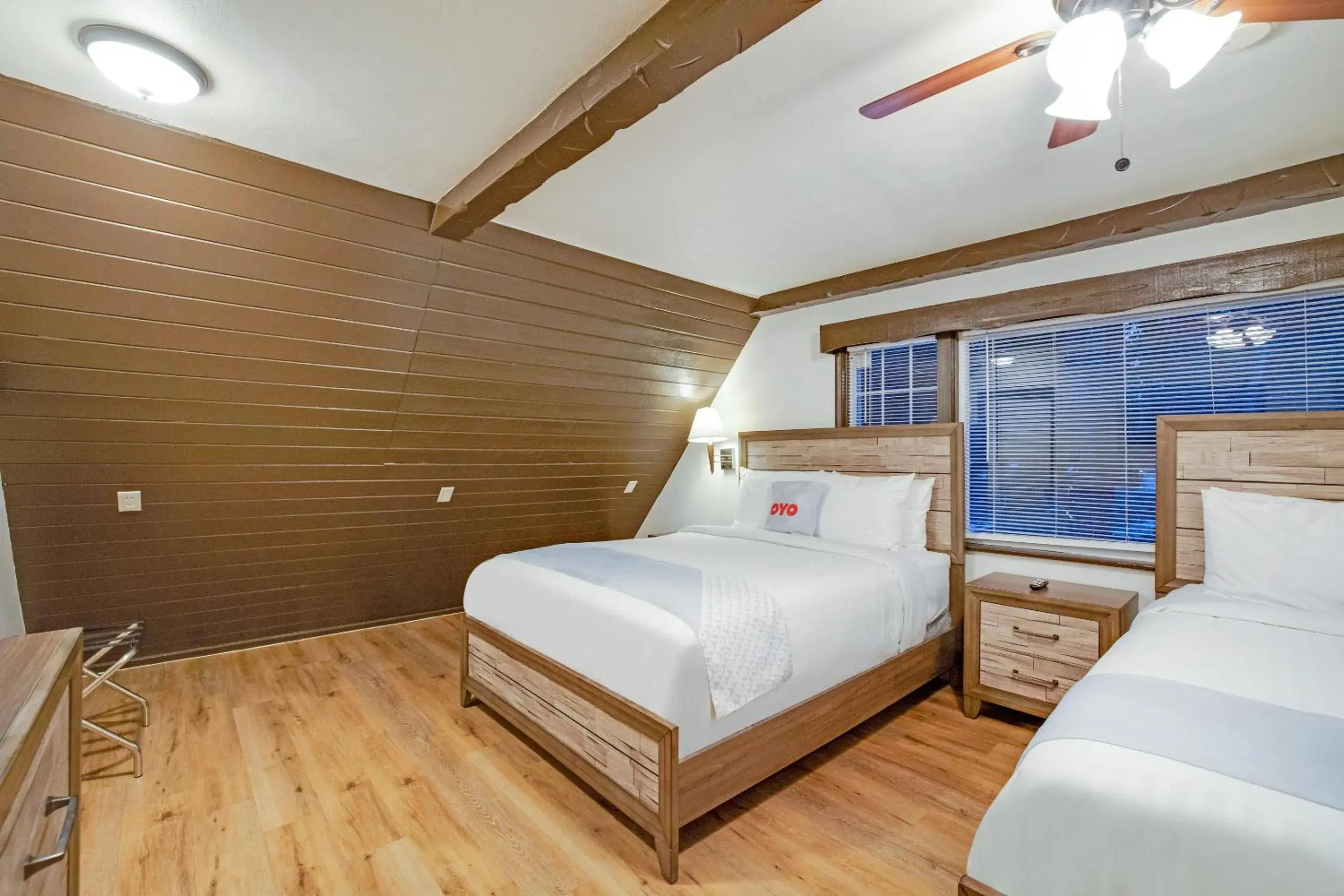 Creekside Kitchen Suite in Arrowhead Tree Top Lodge Creekside Kitchen Suite in Arrowhead Tree Top Lodge