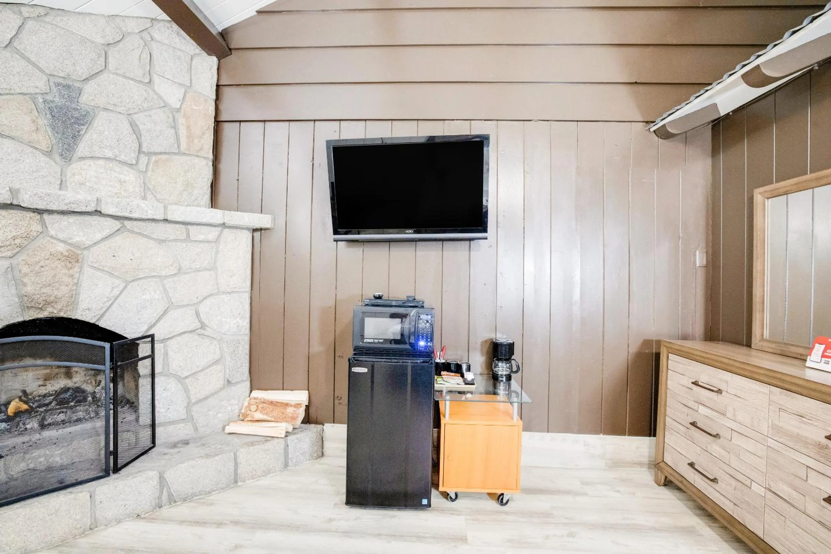 Area and facilities in Arrowhead Tree Top Lodge