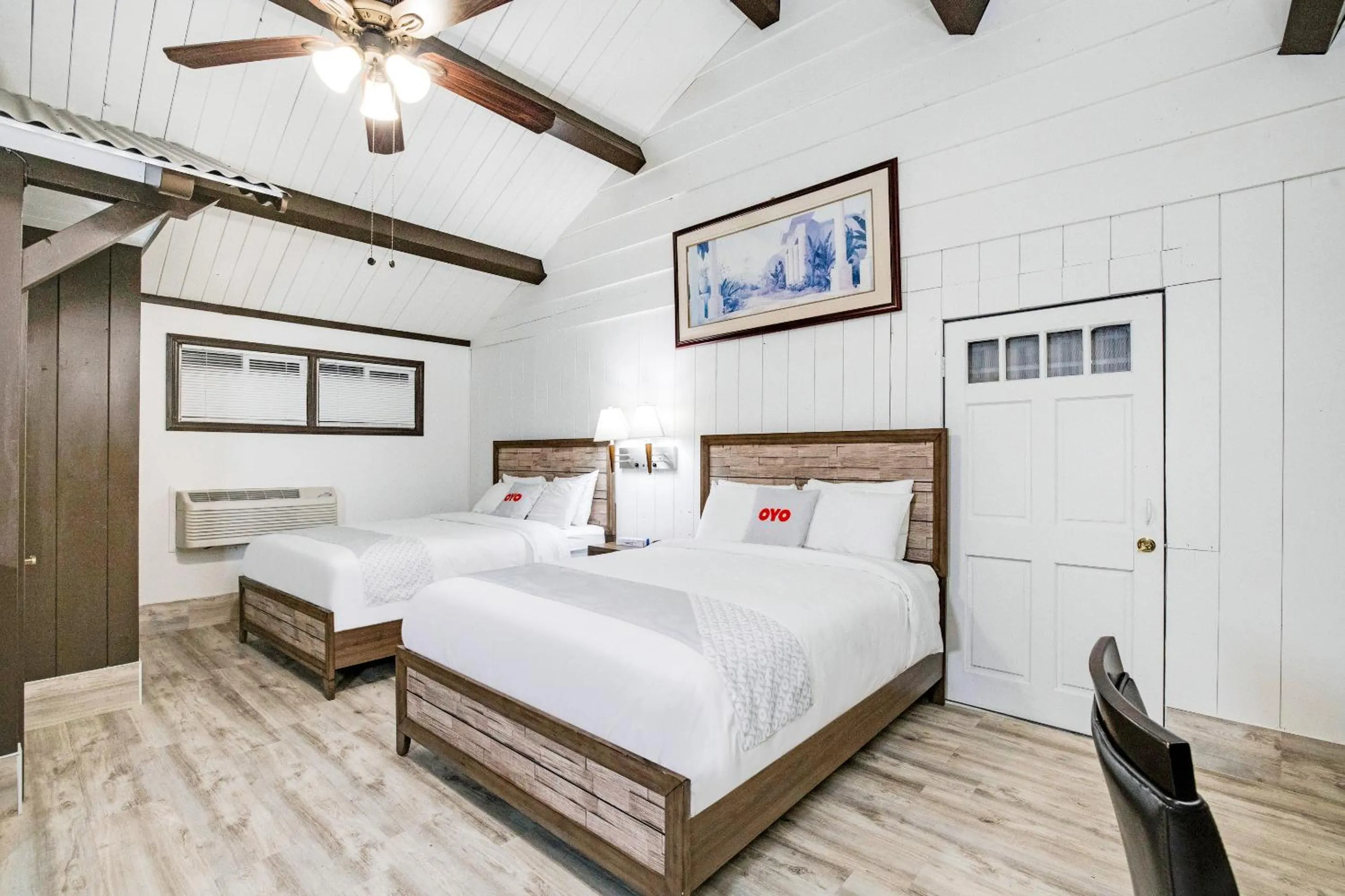 Bedroom in Arrowhead Tree Top Lodge