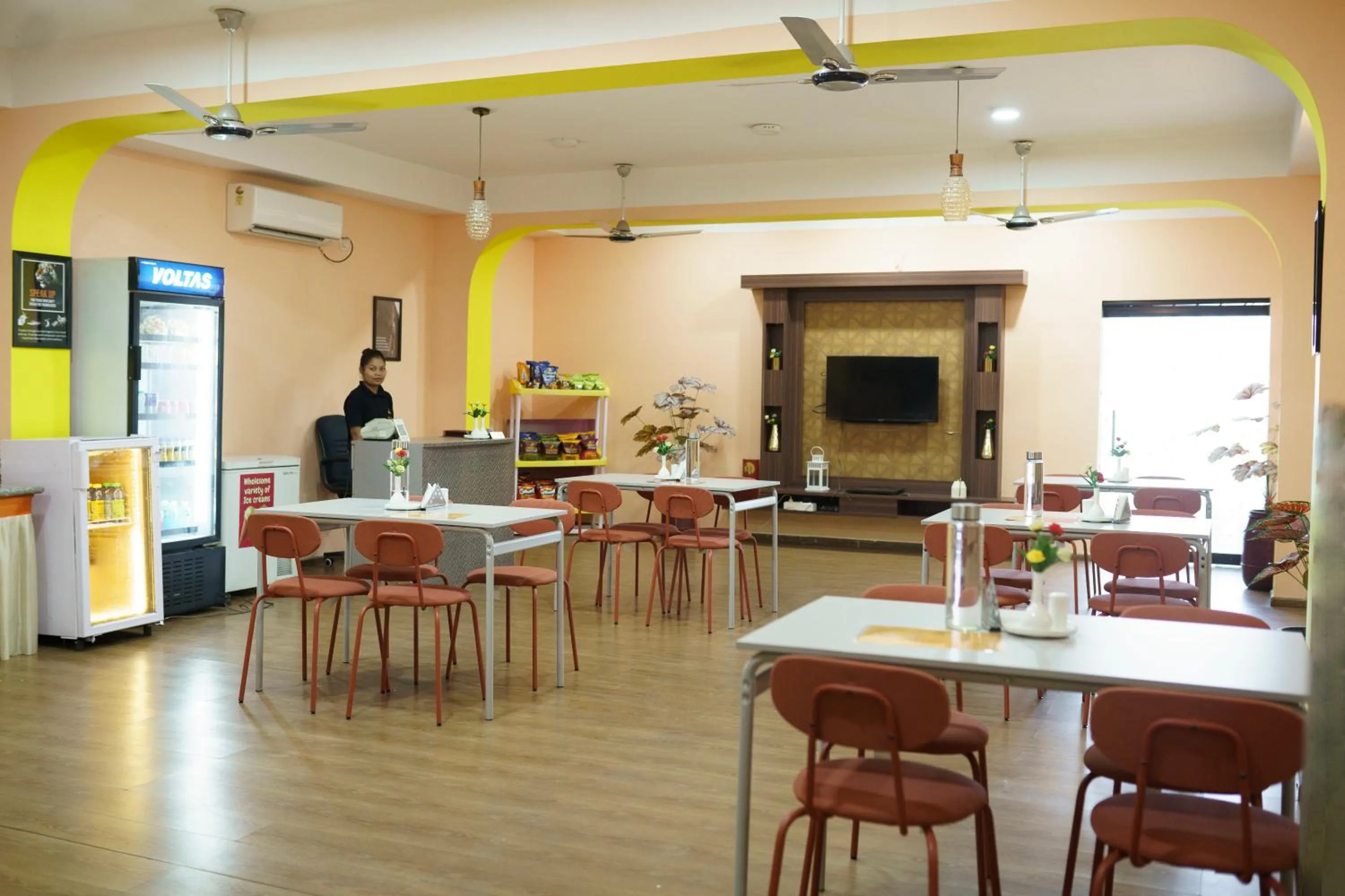 Restaurant/places to eat in Siliguri Club