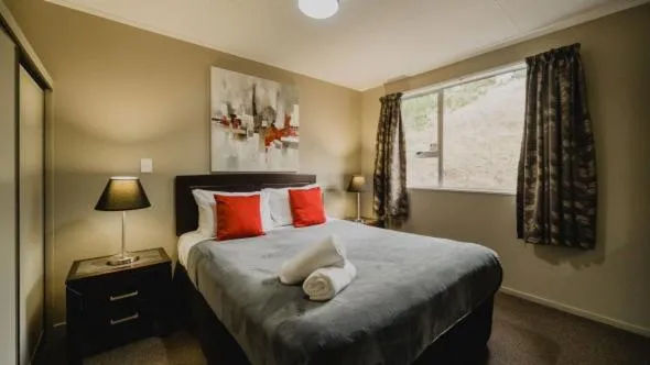 Bed in Lakes Edge Holiday Park