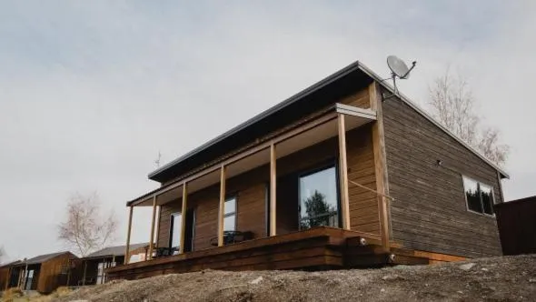 Lakes Edge Holiday Park