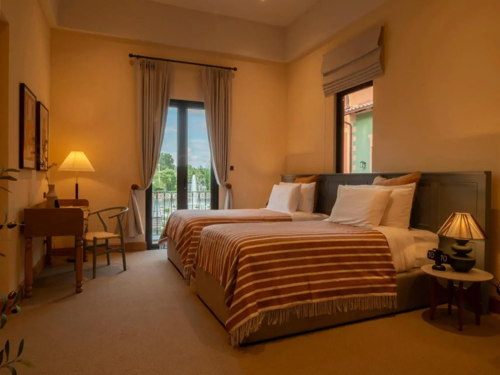 Harbor View in Toscana Valley Hotel Portofino Harbor View in Toscana Valley Hotel Portofino