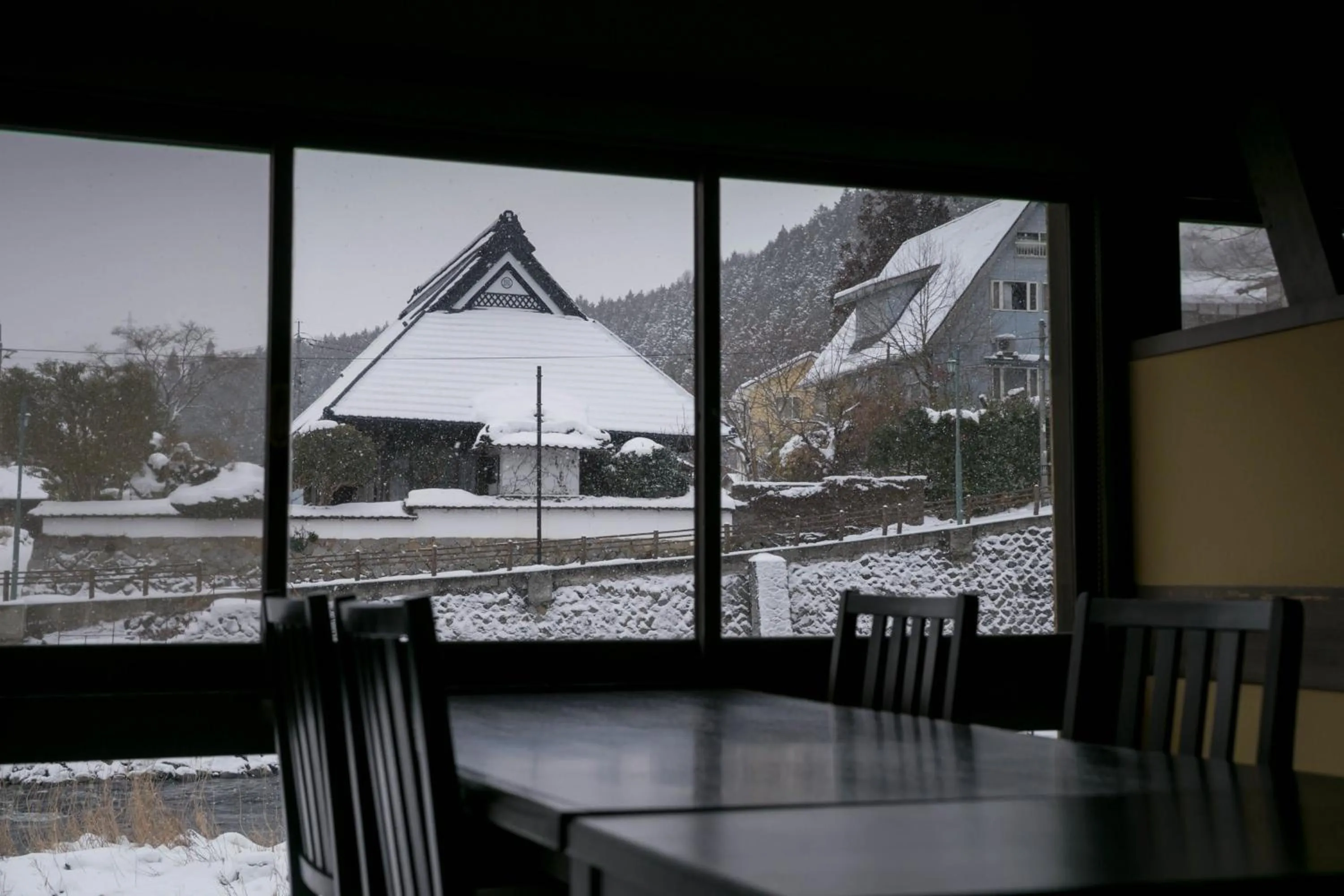 Restaurant/places to eat in Okutsusou