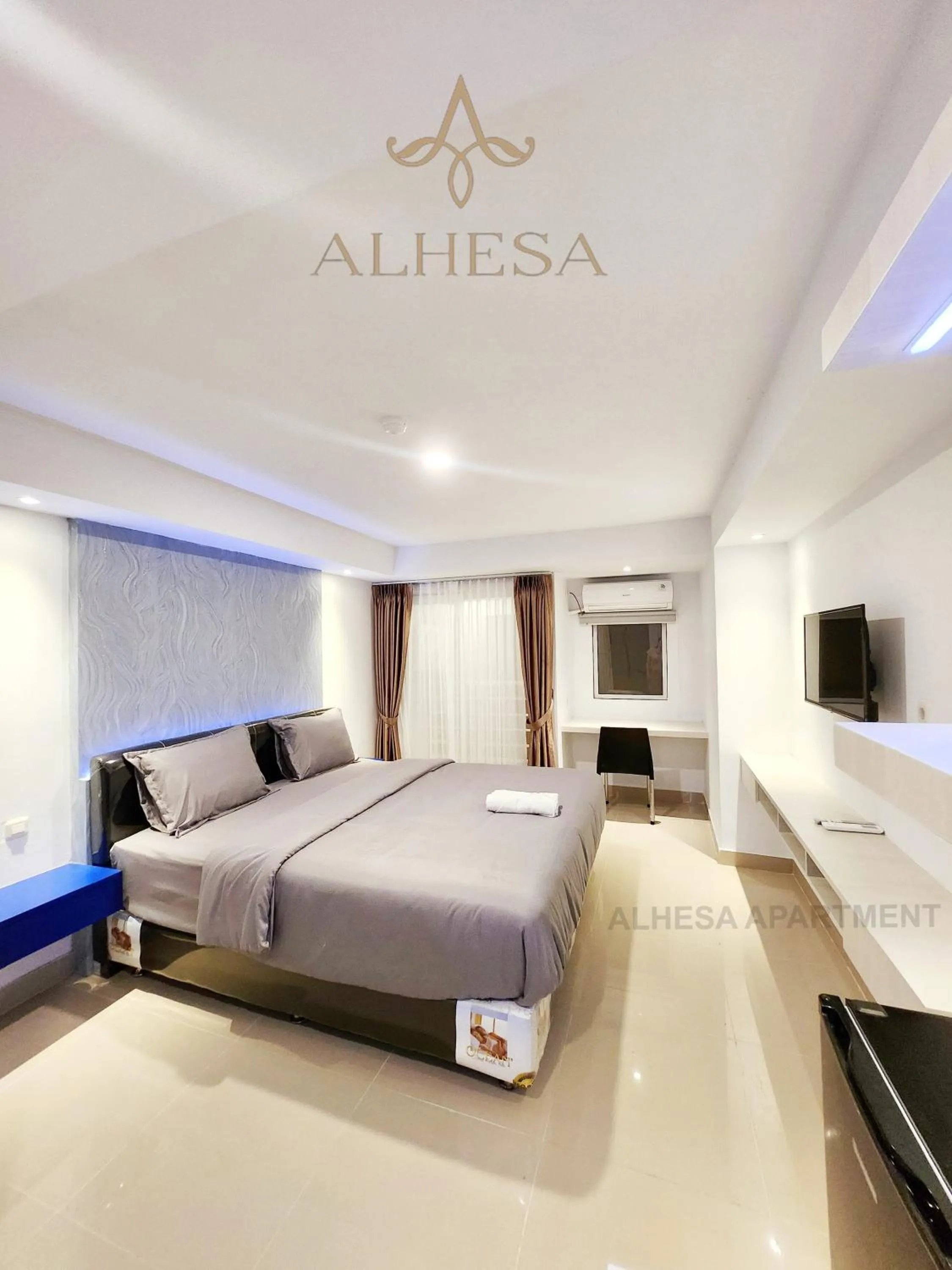 Bed in Alhesa Apartment
