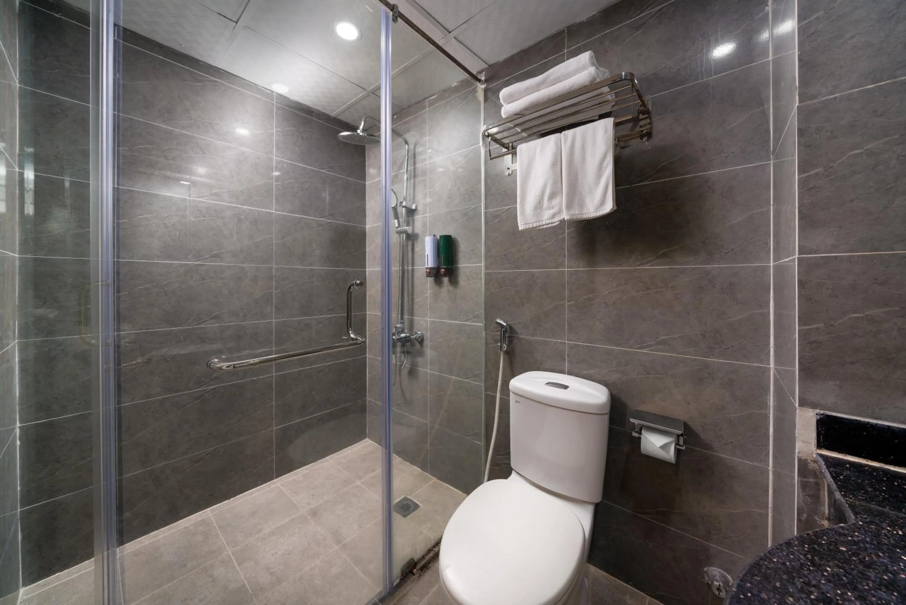 Shower in Astoria Hanoi Hotel & Travel