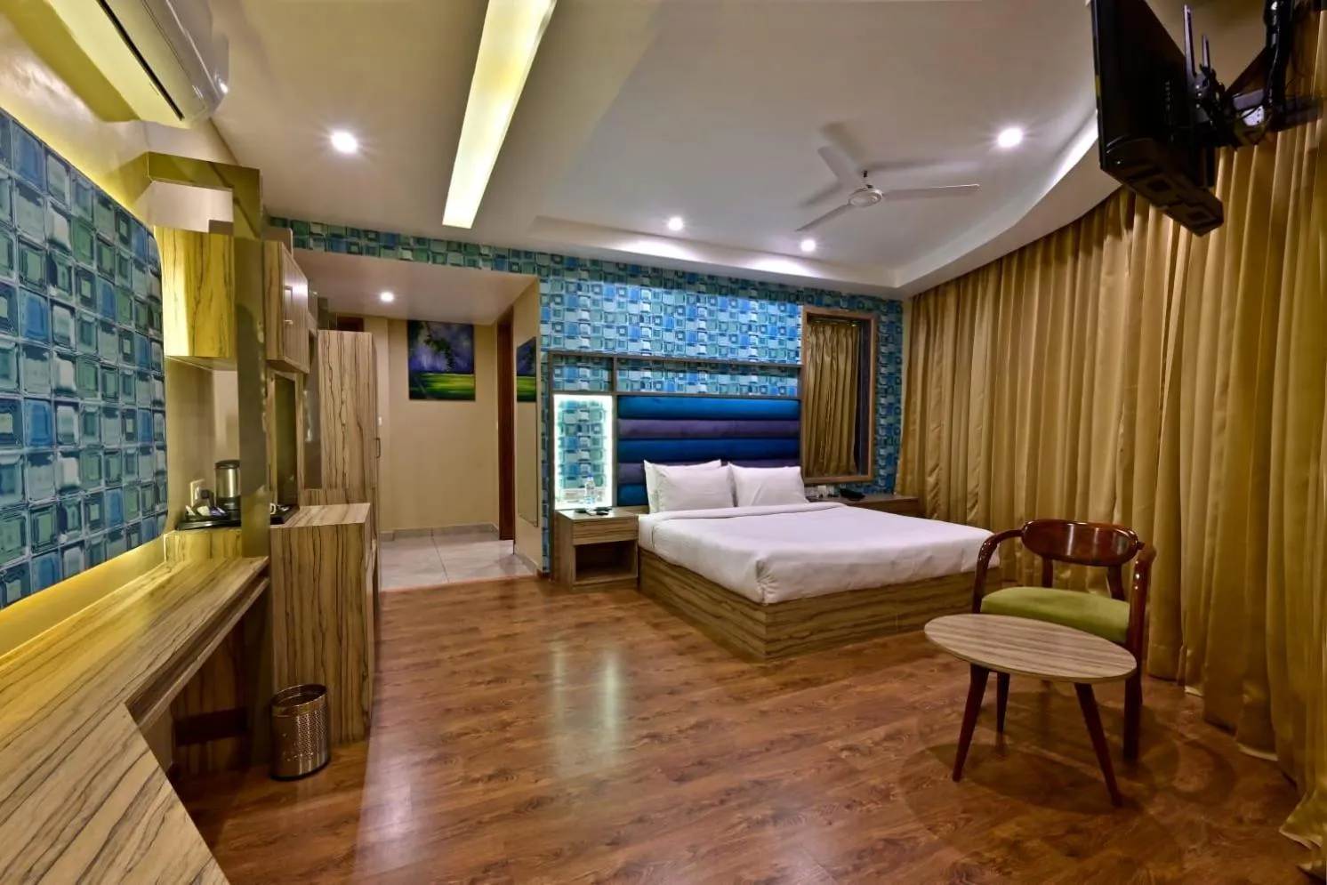 Bed in Hotel Inclover-A Peaceful Retreat