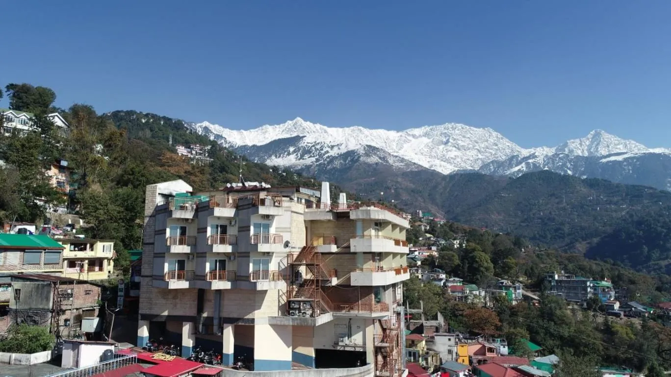 Hotel Inclover-A Peaceful Retreat