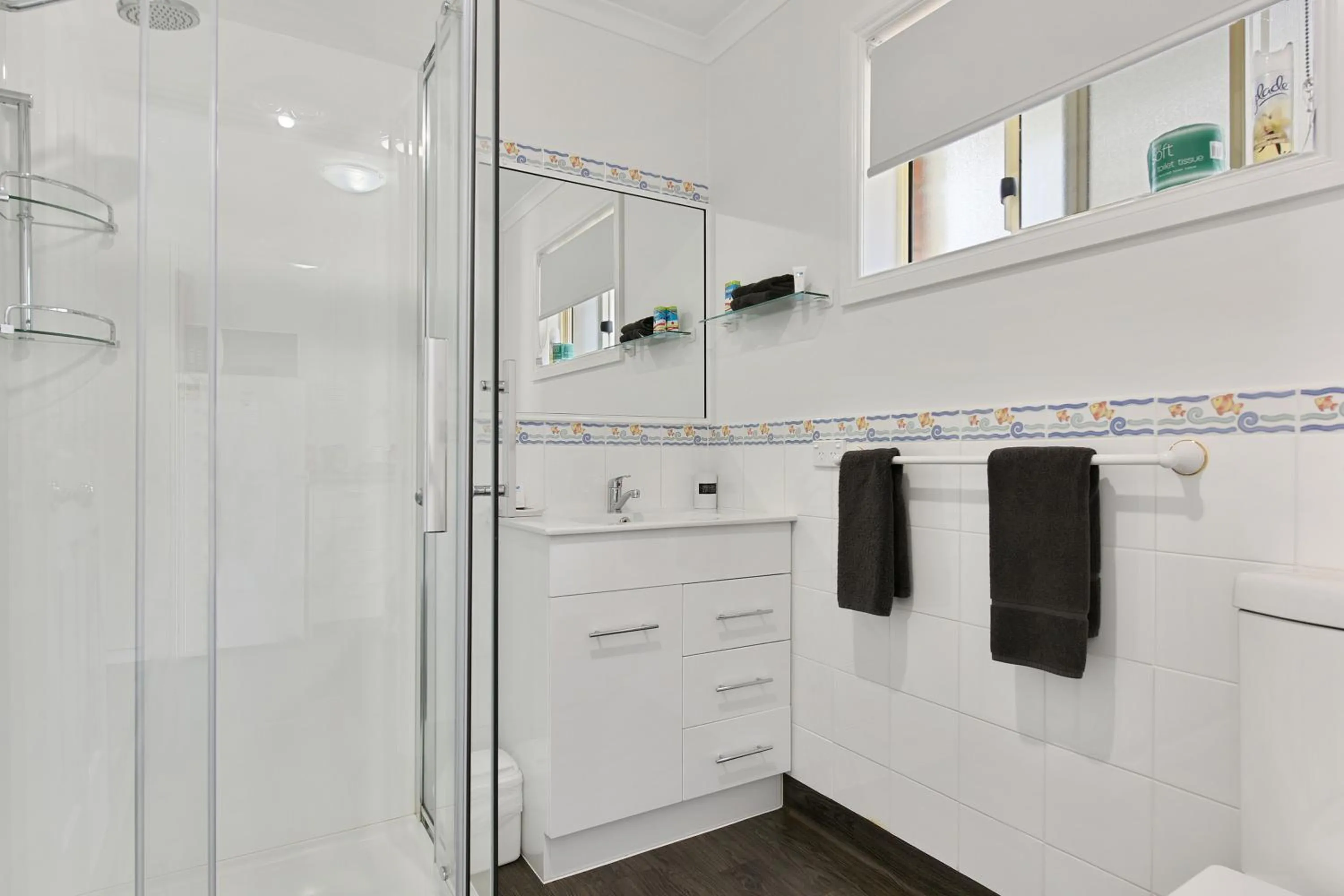 Bathroom in Masons Cottages