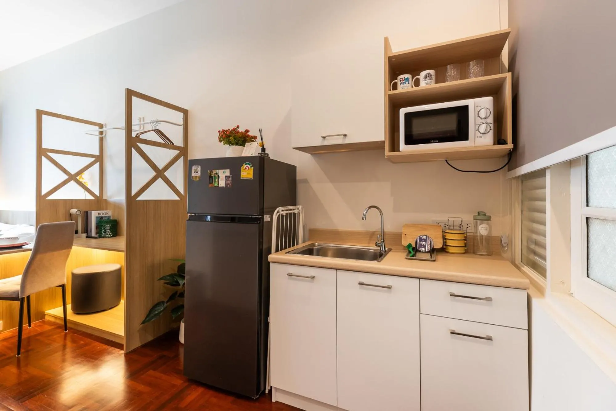 Kitchen or kitchenette in Belivin99 Residence Chinatown
