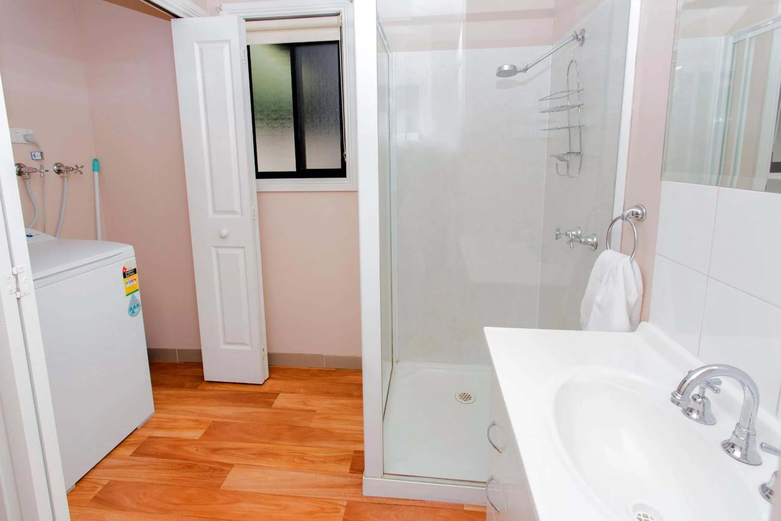 Bathroom in BIG4 Traralgon Park Lane Holiday Park