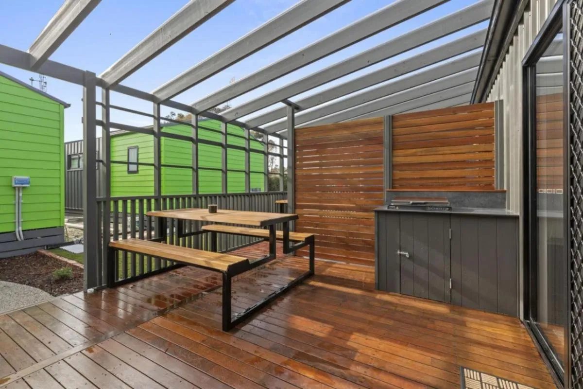 Balcony/Terrace in BIG4 Traralgon Park Lane Holiday Park