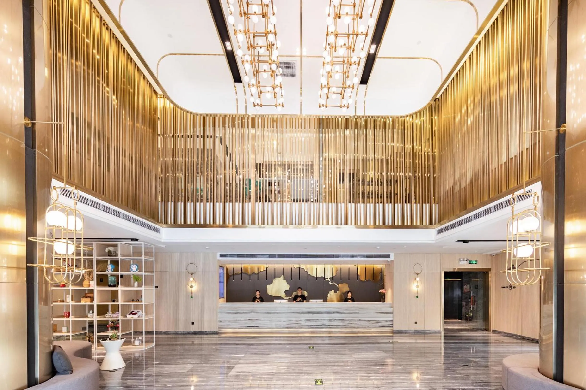 Lobby or reception in Atour Hotel Huizhou Huiyang High-speed Railway Station