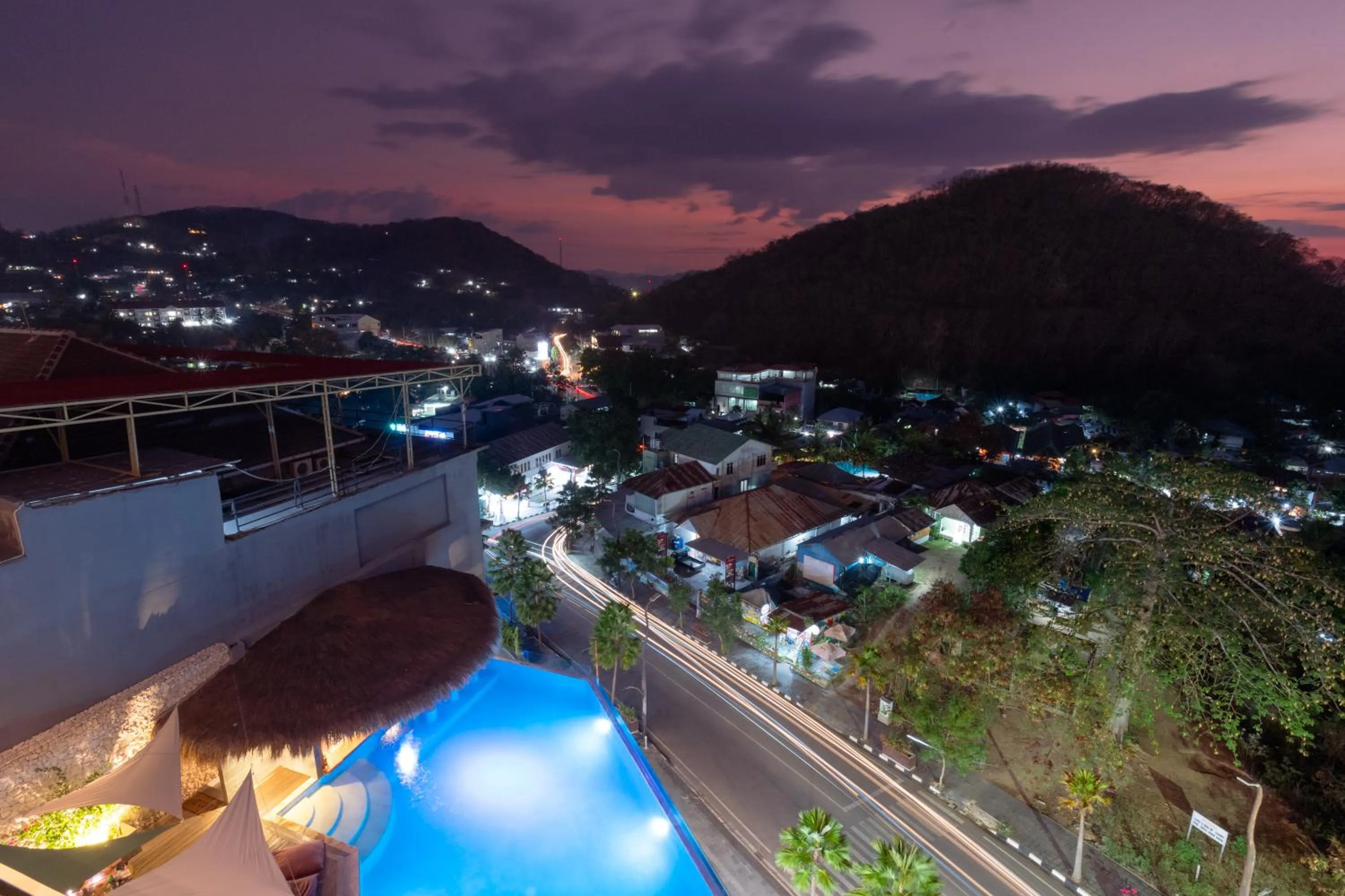 Restaurant/places to eat in Zasgo Hotel