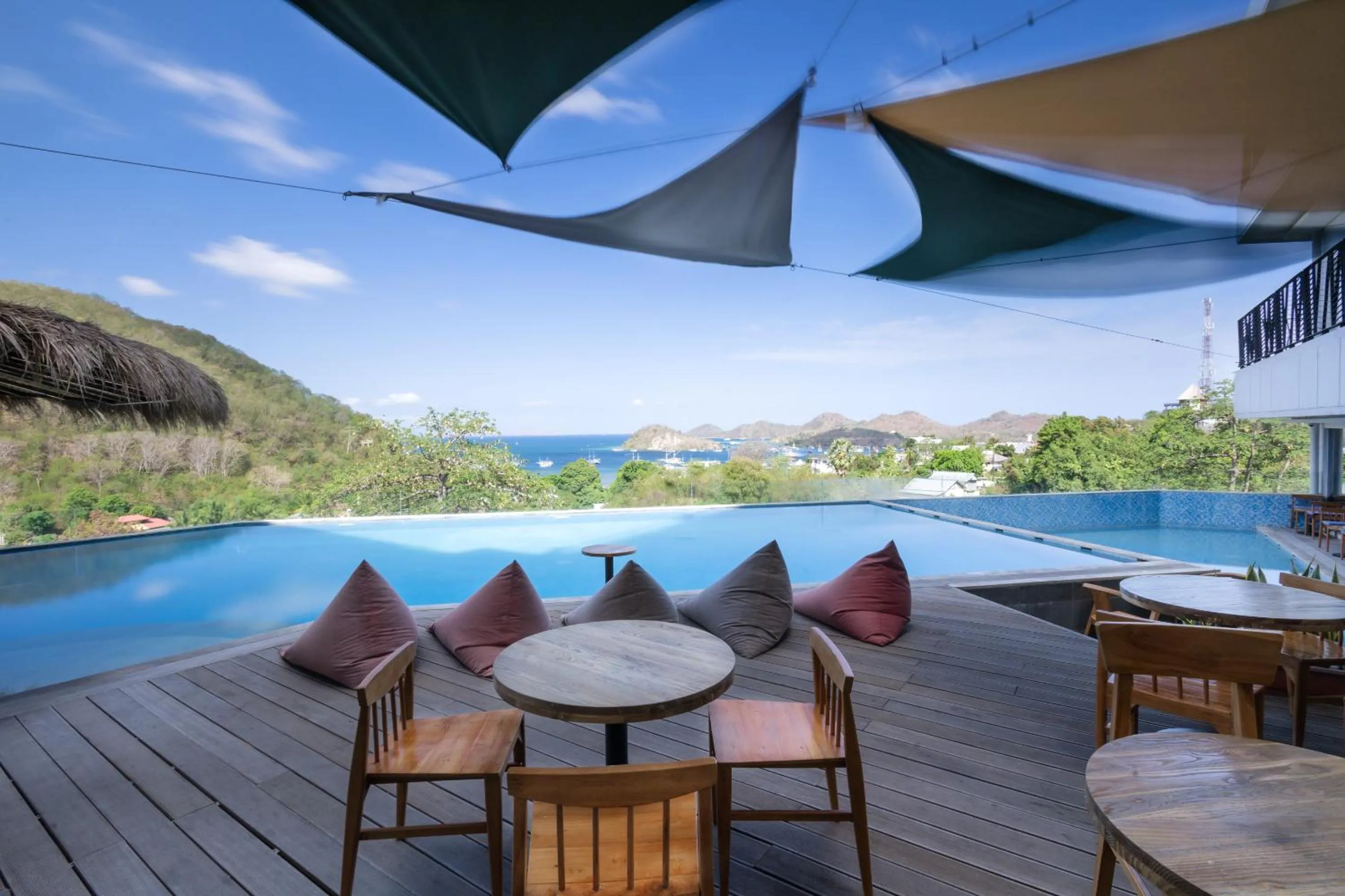 Pool view in Zasgo Hotel