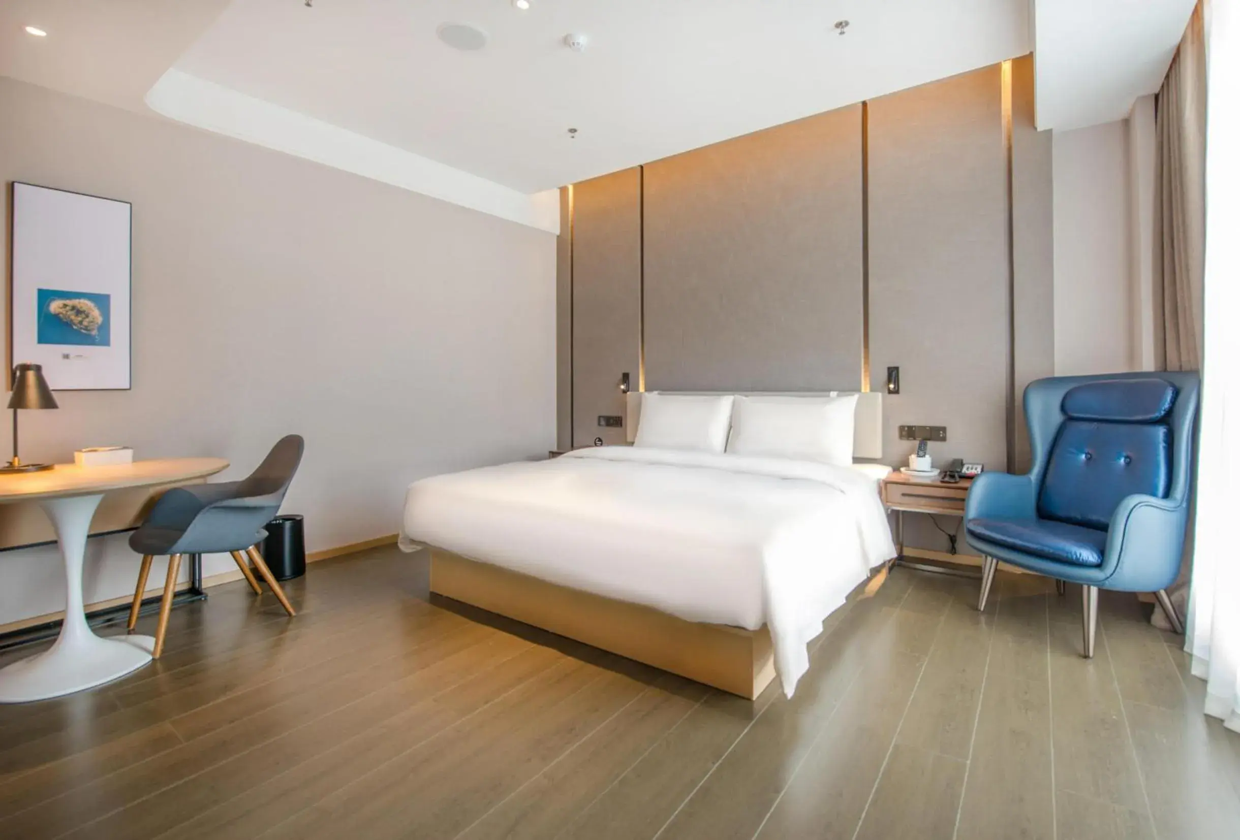 Living room, Bed in Atour Hotel Zhongshan Tanzhou Living room, Bed in Atour Hotel Zhongshan Tanzhou