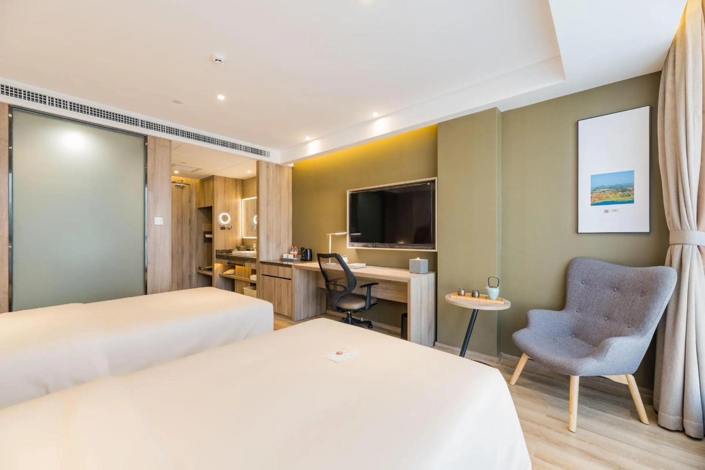 Bed in Atour Hotel Kunming Dashanghui