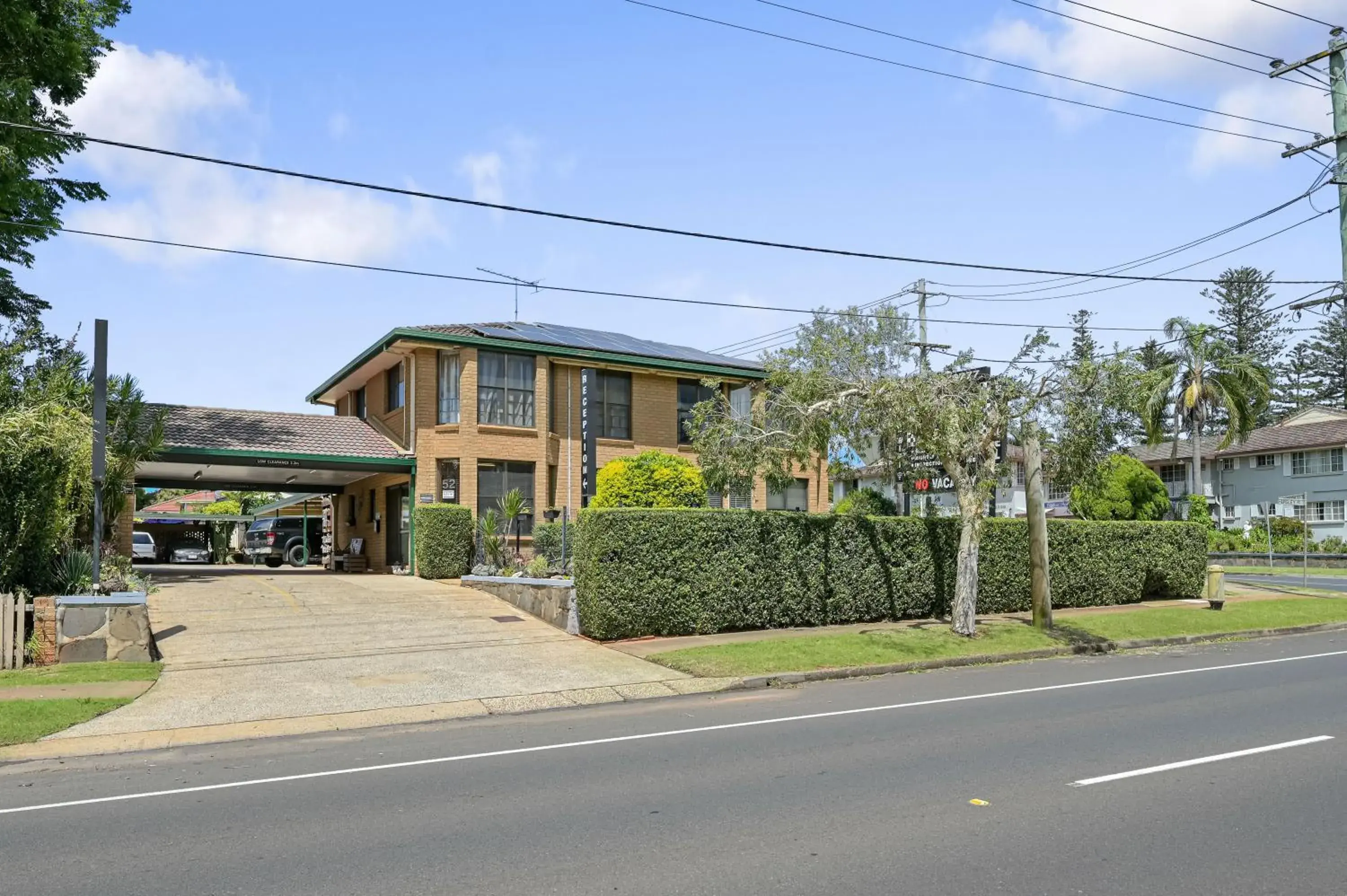 Street view in Raceview Motor Inn Street view in Raceview Motor Inn